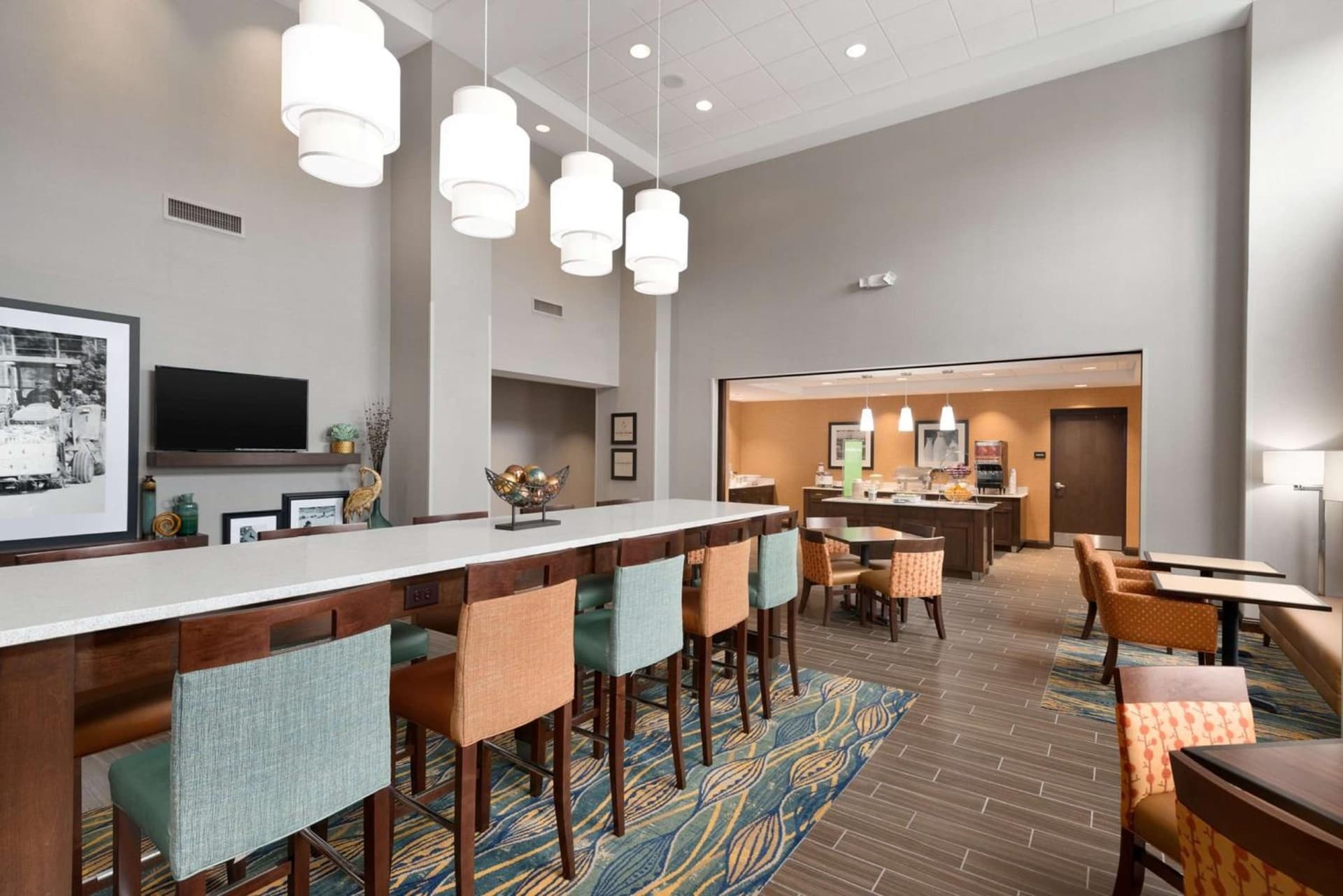 Hampton Inn & Suites - DeLand gallery photo in DeLand, FL — image 26