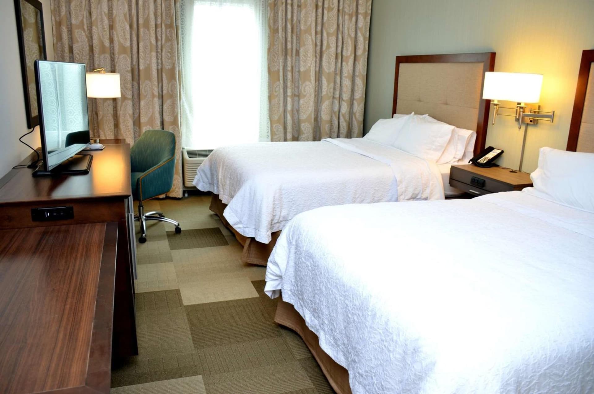 Hampton Inn & Suites - DeLand gallery photo in DeLand, FL — image 33