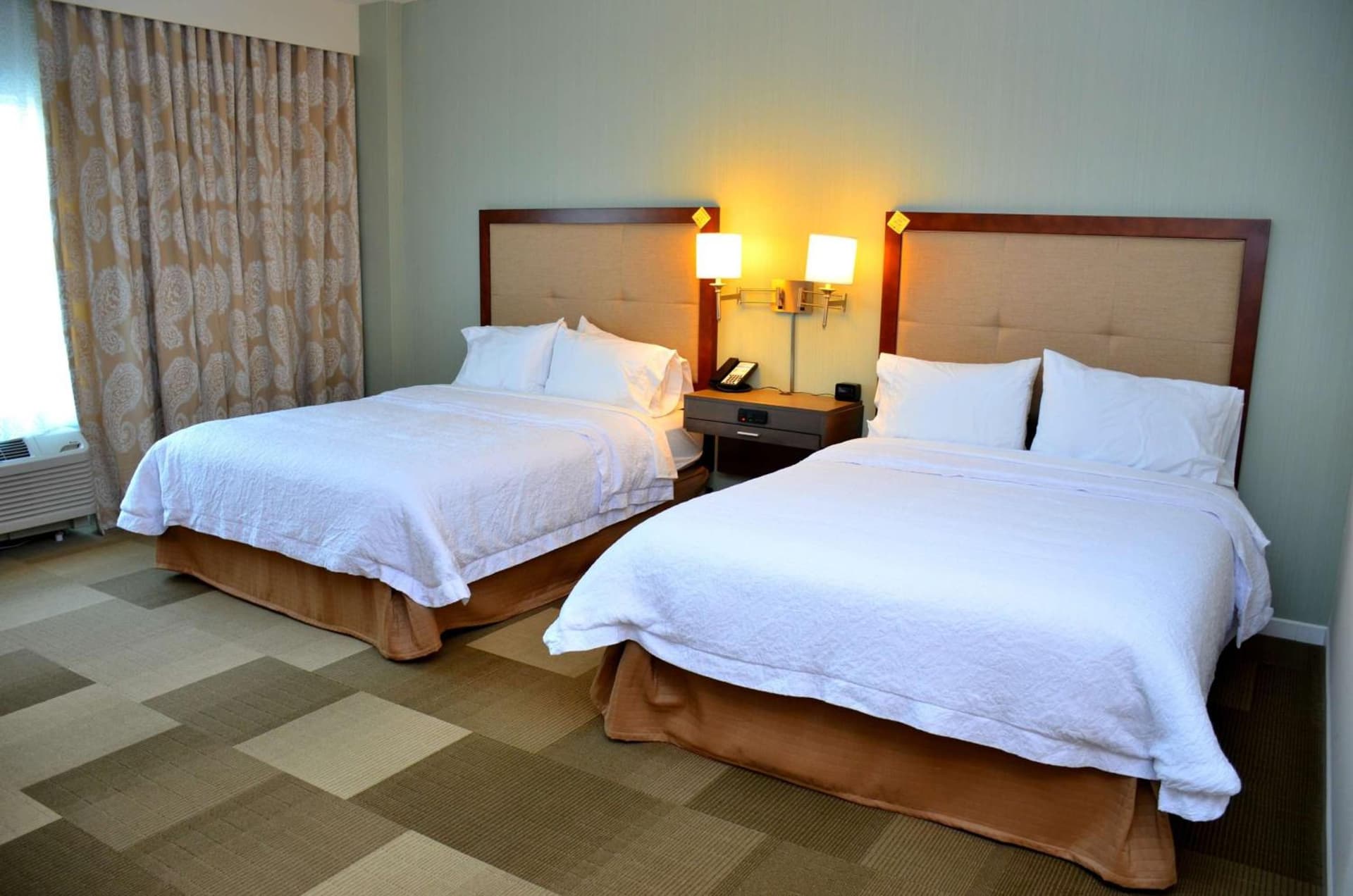 Hampton Inn & Suites - DeLand gallery photo in DeLand, FL — image 12