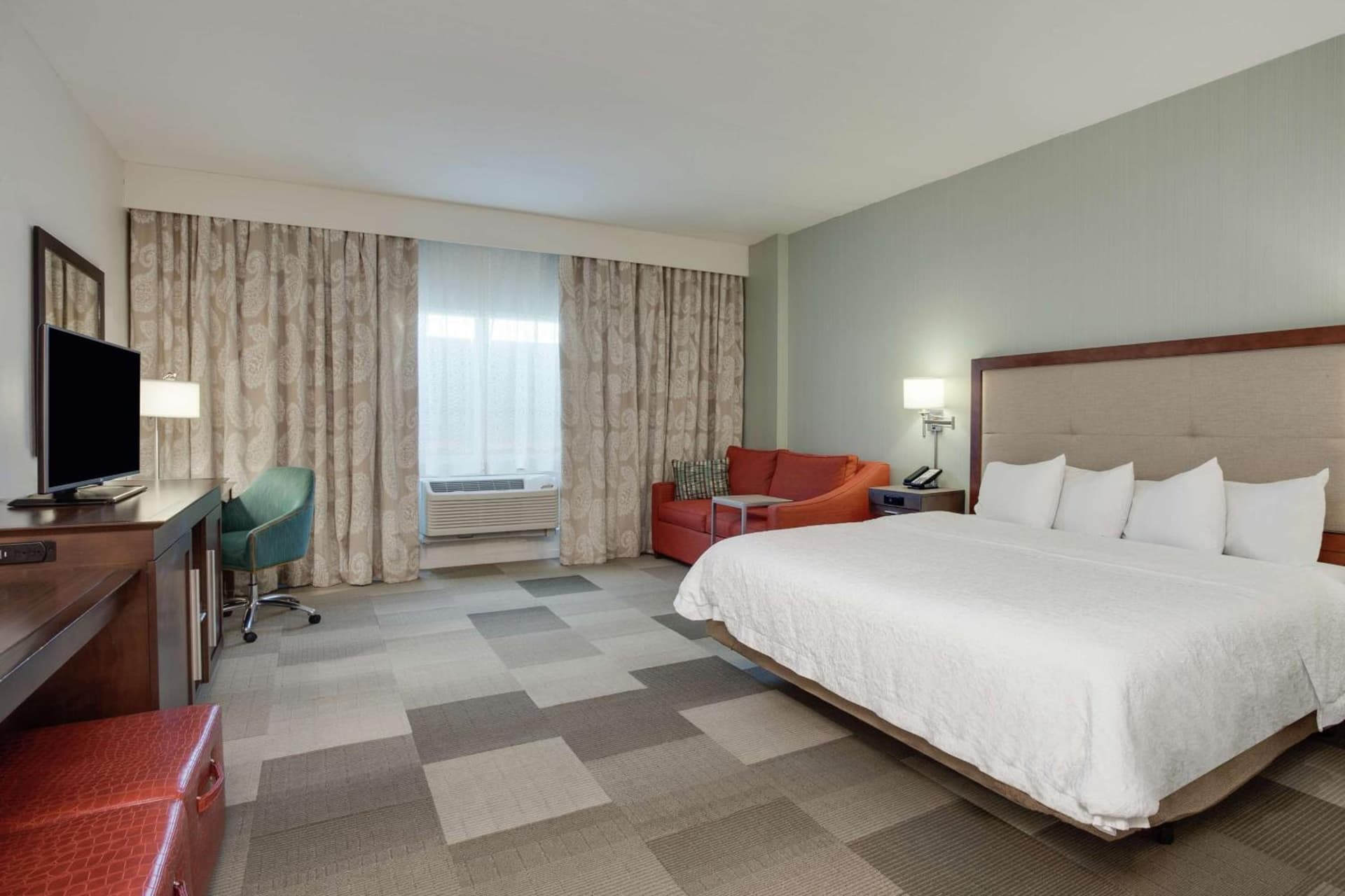 Hampton Inn & Suites - DeLand gallery photo in DeLand, FL — image 30