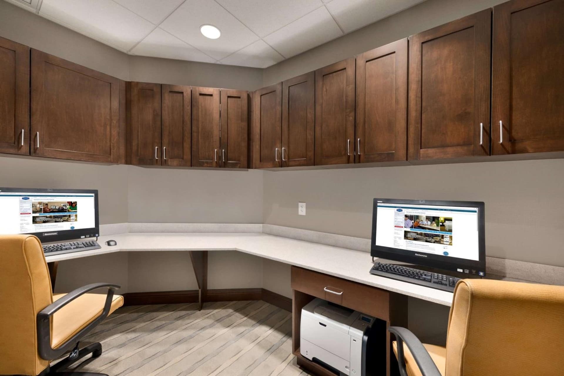 Hampton Inn & Suites - DeLand gallery photo in DeLand, FL — image 13