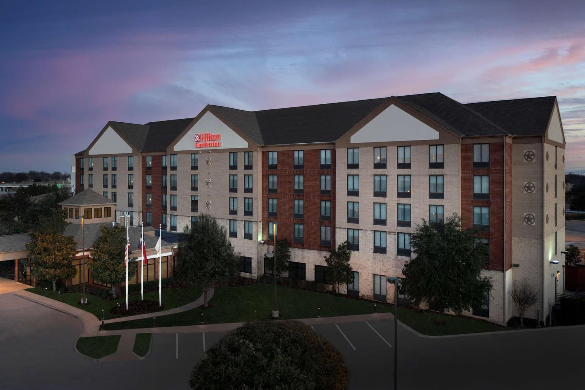 Hilton Garden Inn Dallas/Duncanville property views in Duncanville, TX — gallery photo 3