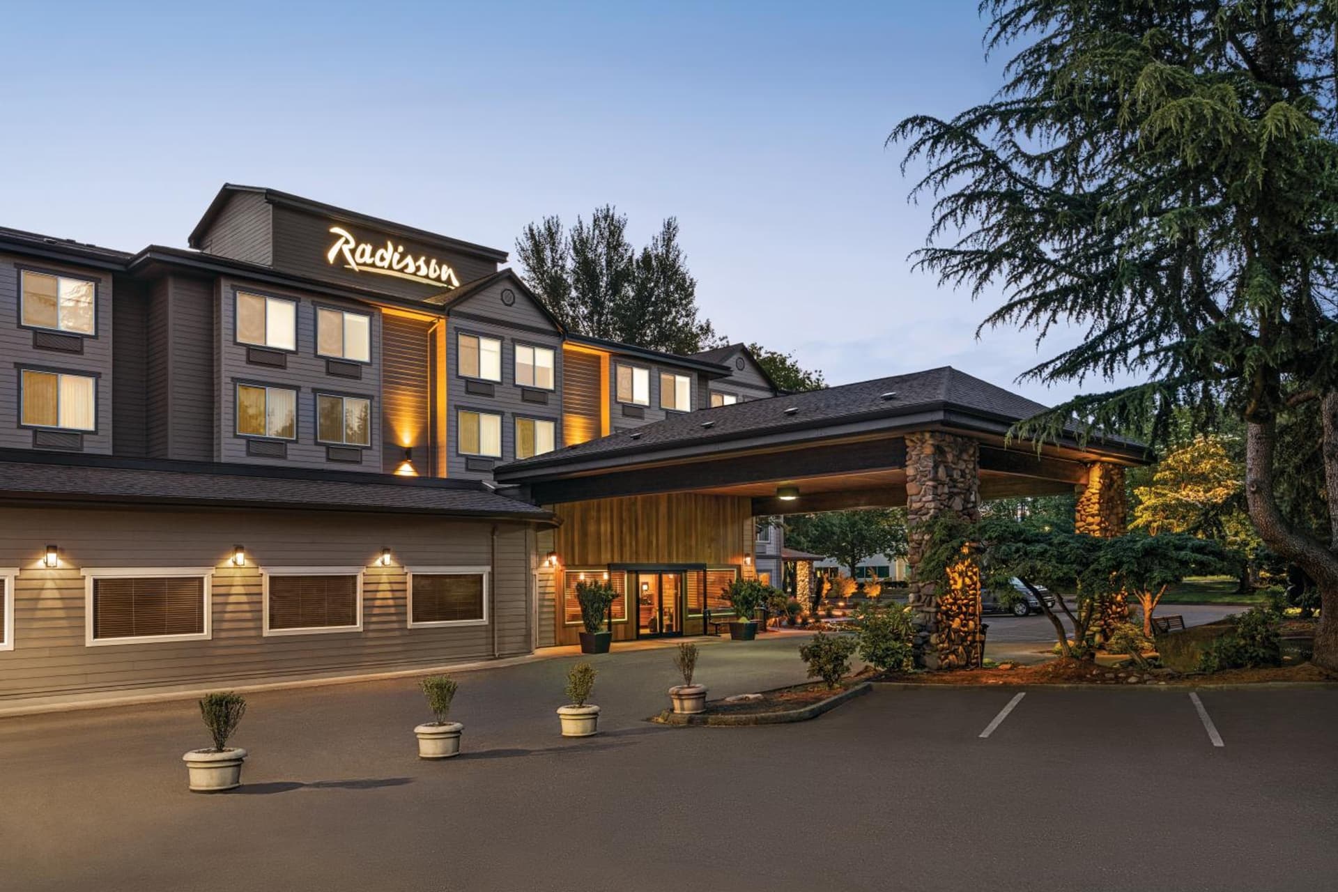 Radisson Hotel Portland Airport gallery photo in Portland, OR — image 91