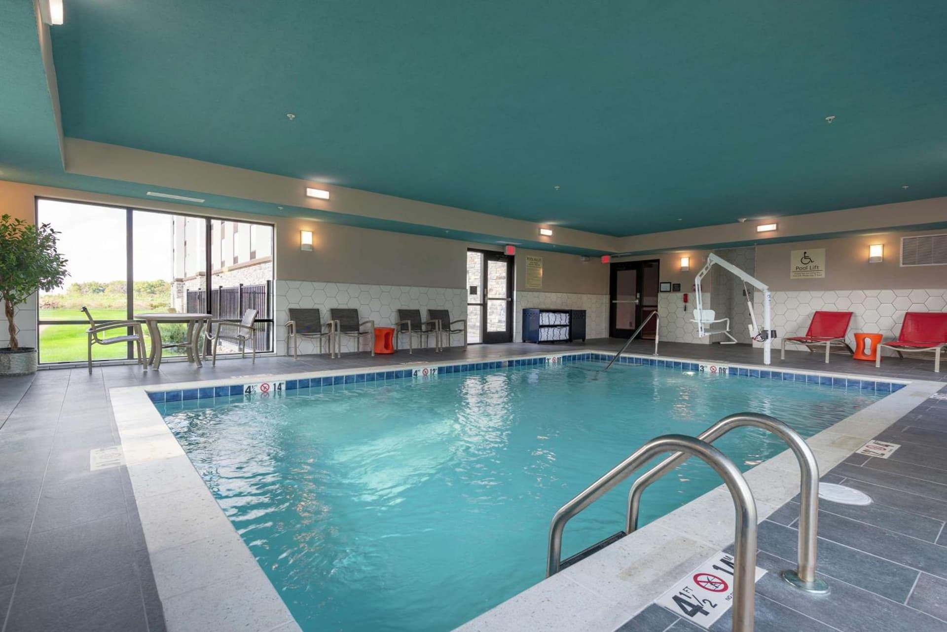 Hampton Inn & Suites Xenia Dayton gallery photo in Xenia, OH — image 19