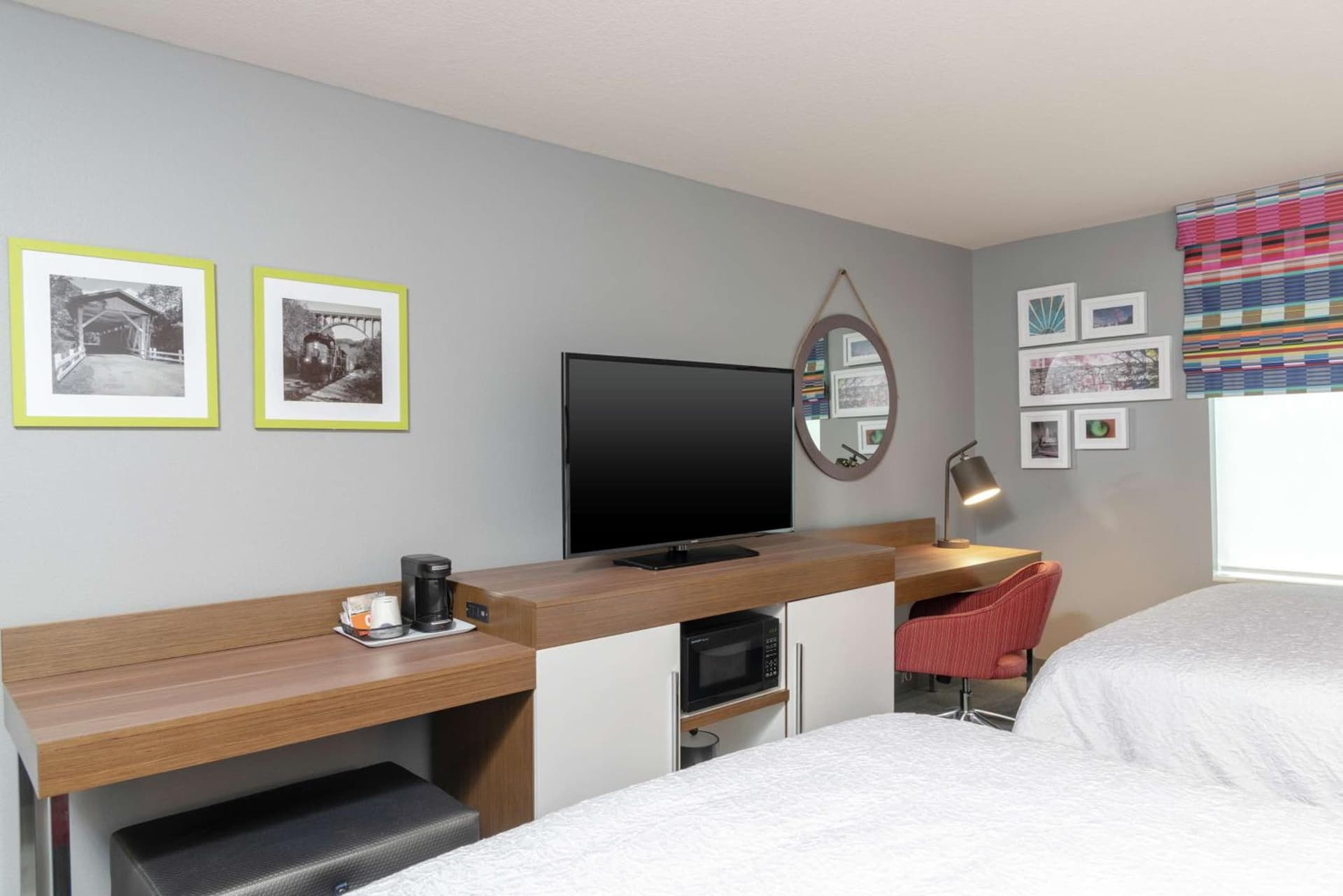 Hampton Inn & Suites Xenia Dayton gallery photo in Xenia, OH — image 41