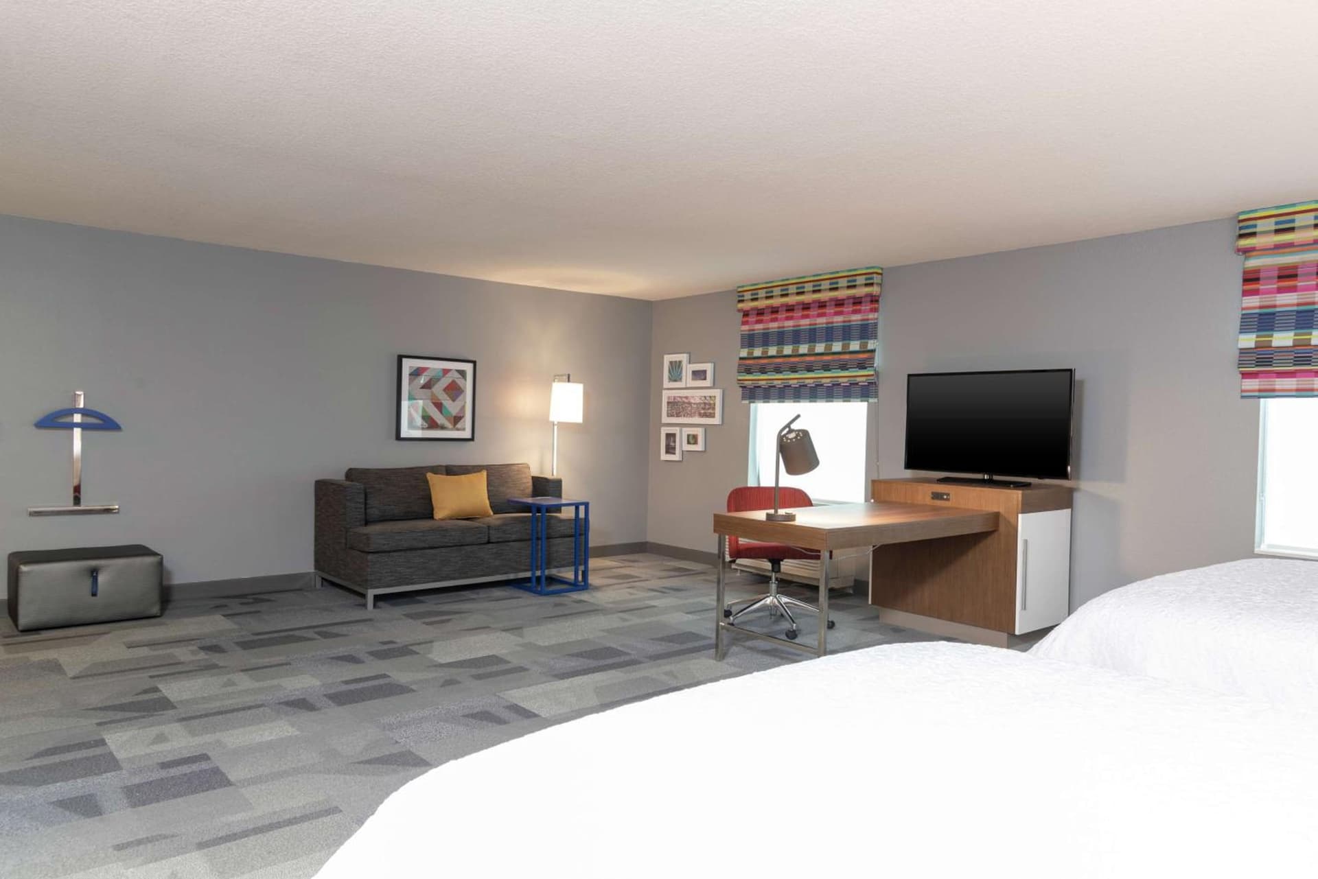 Hampton Inn & Suites Xenia Dayton gallery photo in Xenia, OH — image 24