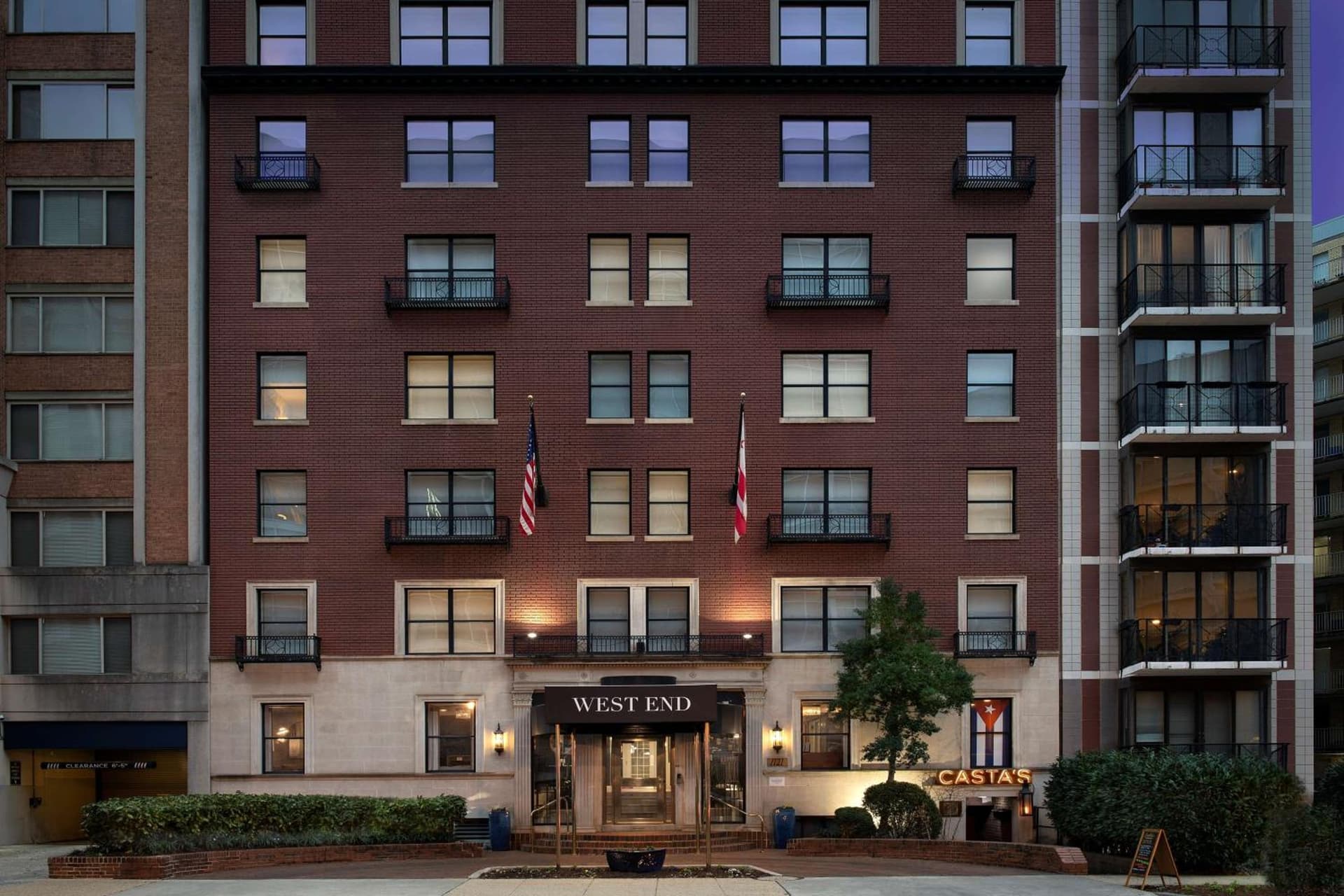West End Washington DC, Tapestry Collection by Hilton interior in Washington, DC — gallery photo 2