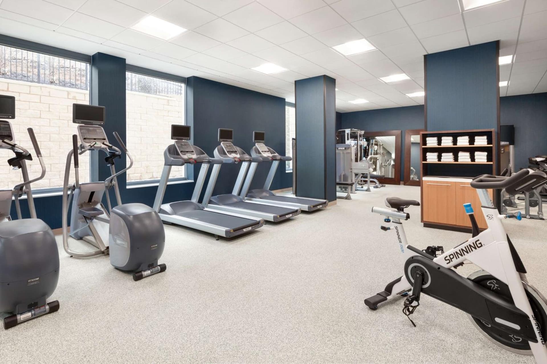 Homewood Suites By Hilton Arlington Rosslyn Key Bridge gallery photo in Arlington, VA — image 21