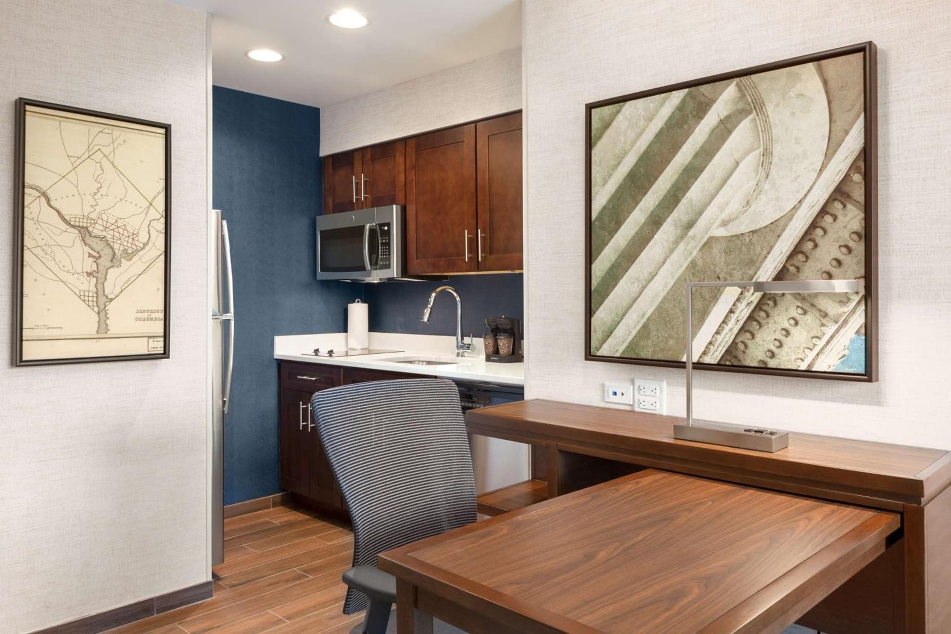 Homewood Suites By Hilton Arlington Rosslyn Key Bridge gallery photo in Arlington, VA — image 14