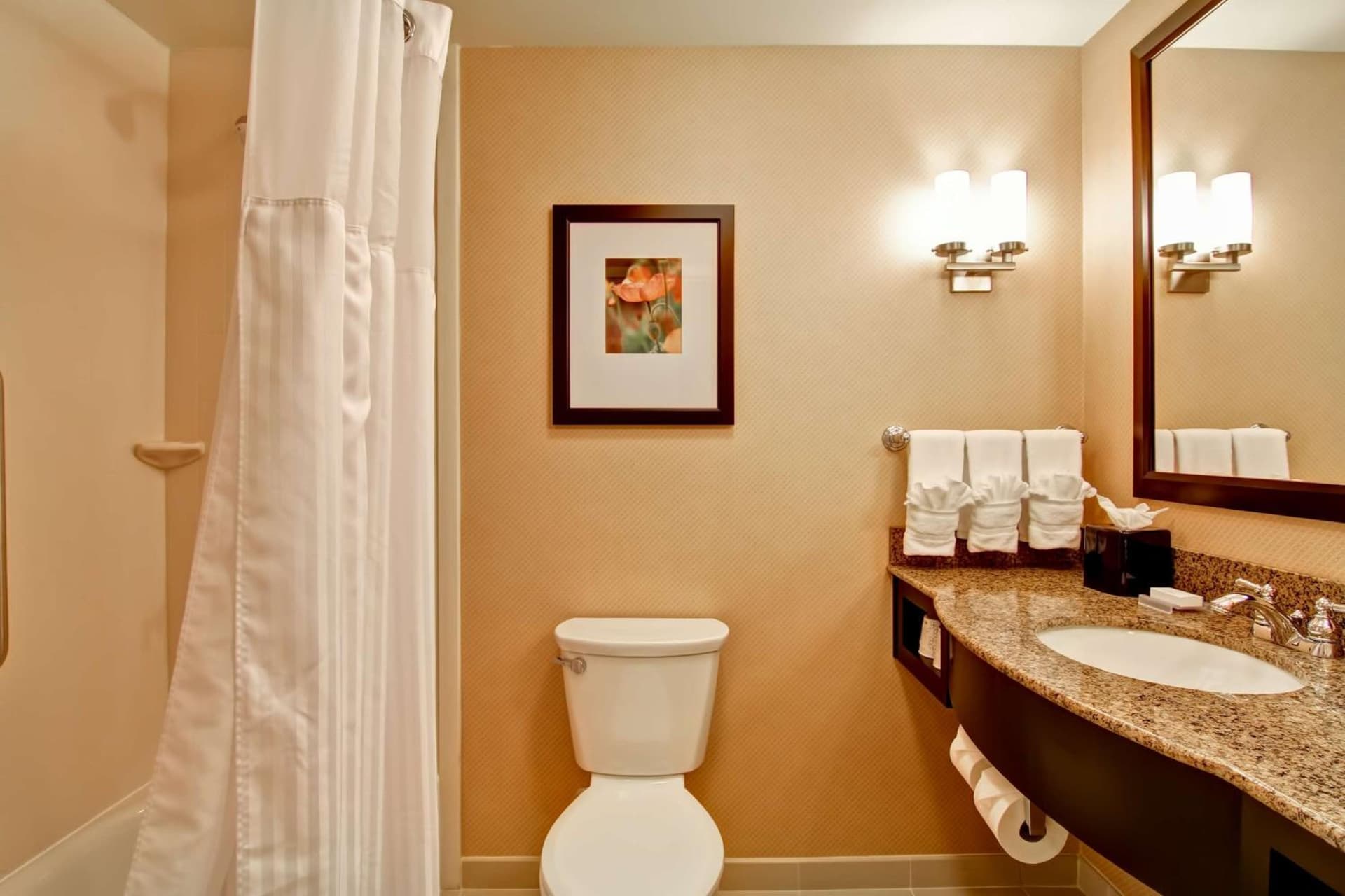 Hilton Garden Inn Woodbridge gallery photo in Woodbridge, VA — image 19