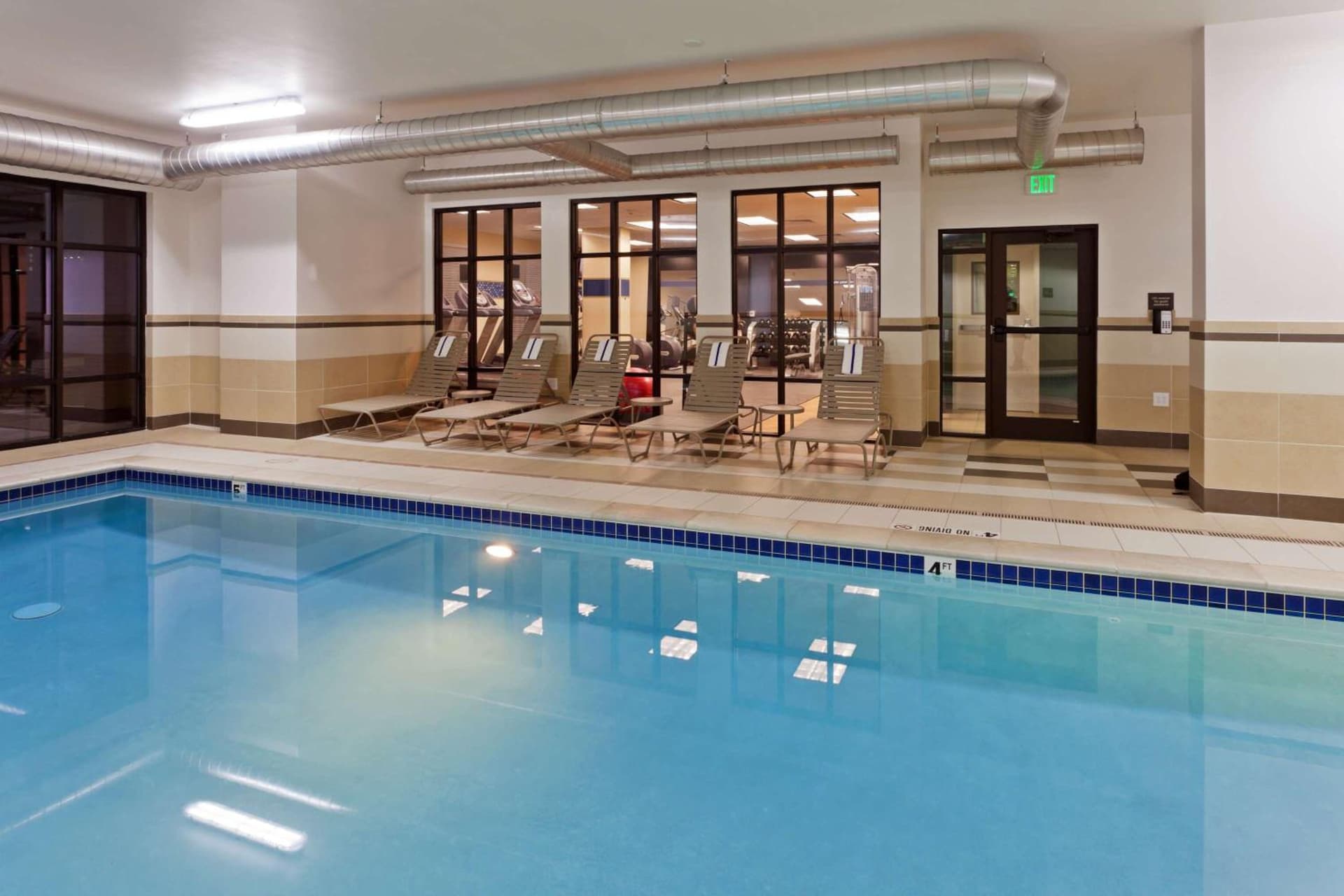 Hampton Inn & Suites Denver Airport / Gateway Park property views in Aurora, CO — gallery photo 3