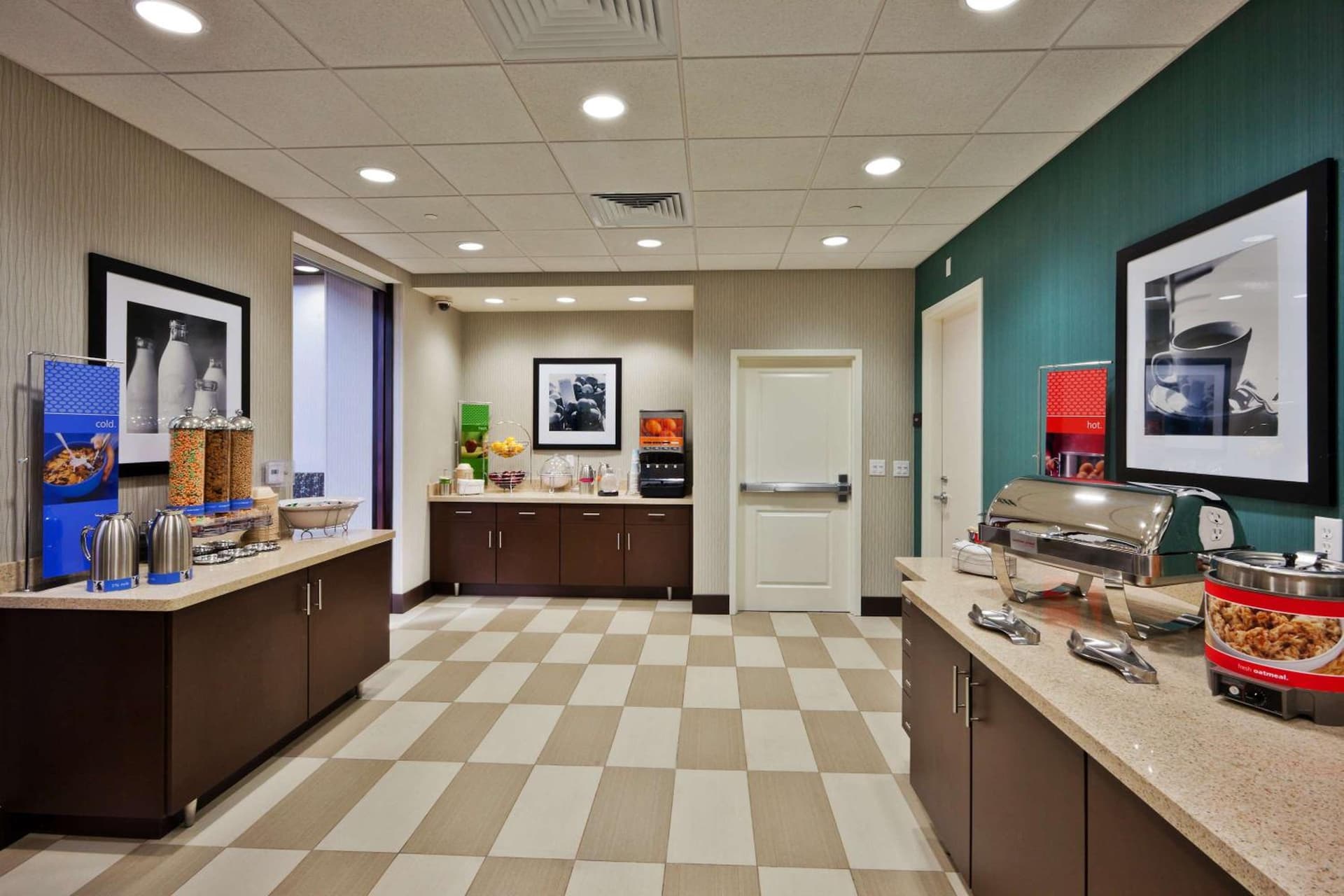 Hampton Inn & Suites Denver Airport / Gateway Park gallery photo in Aurora, CO — image 35