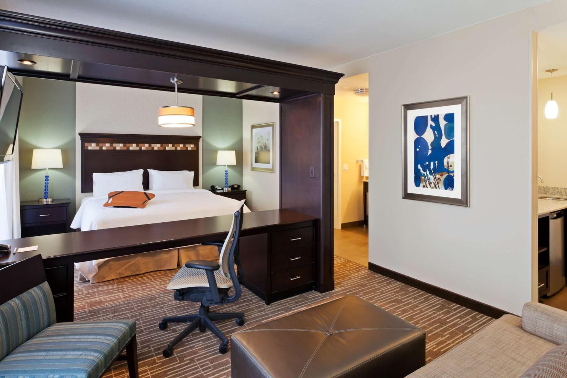 Hampton Inn & Suites Denver Airport / Gateway Park gallery photo in Aurora, CO — image 8