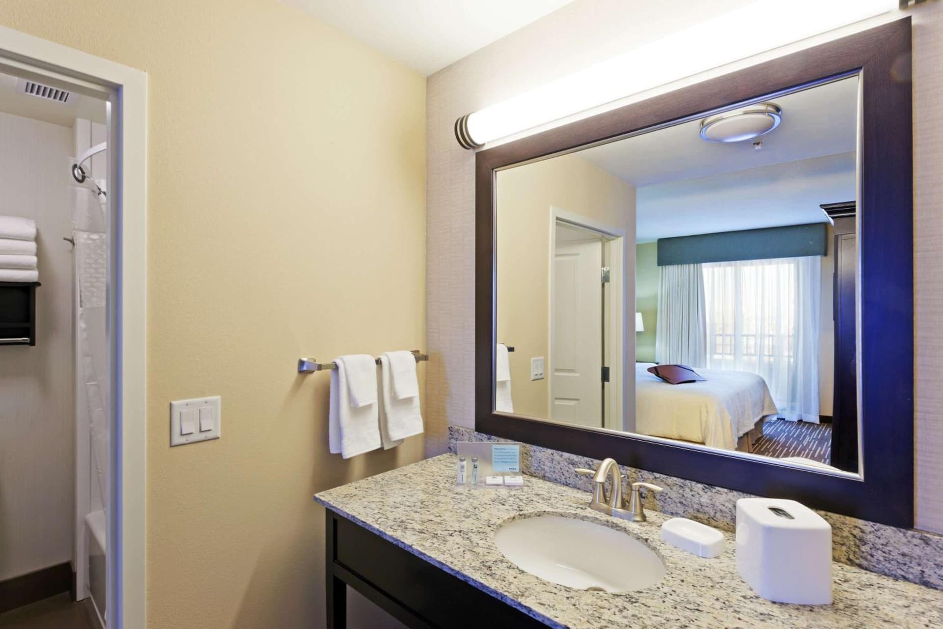 Hampton Inn & Suites Denver Airport / Gateway Park gallery photo in Aurora, CO — image 31