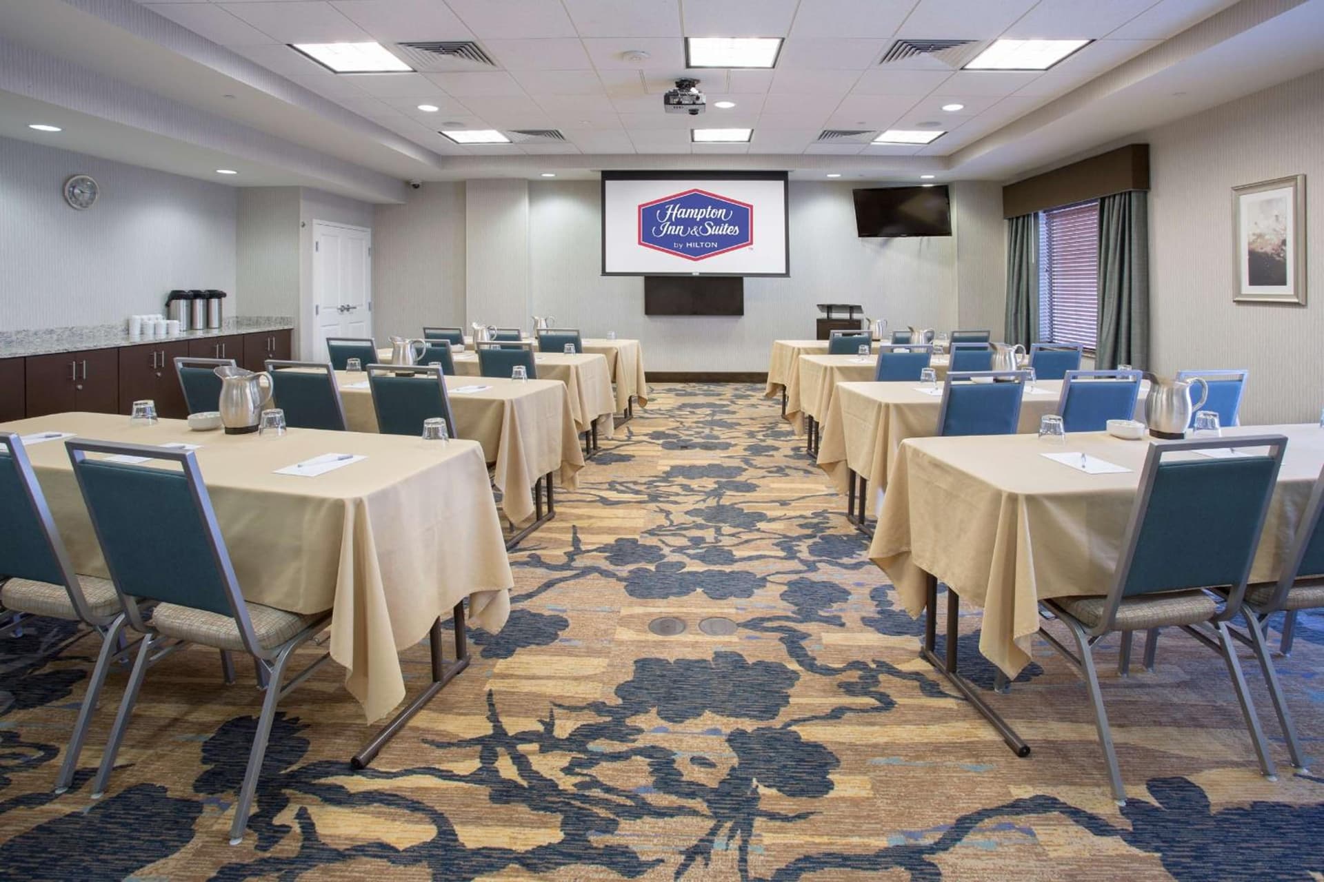 Hampton Inn & Suites Denver Airport / Gateway Park gallery photo in Aurora, CO — image 4
