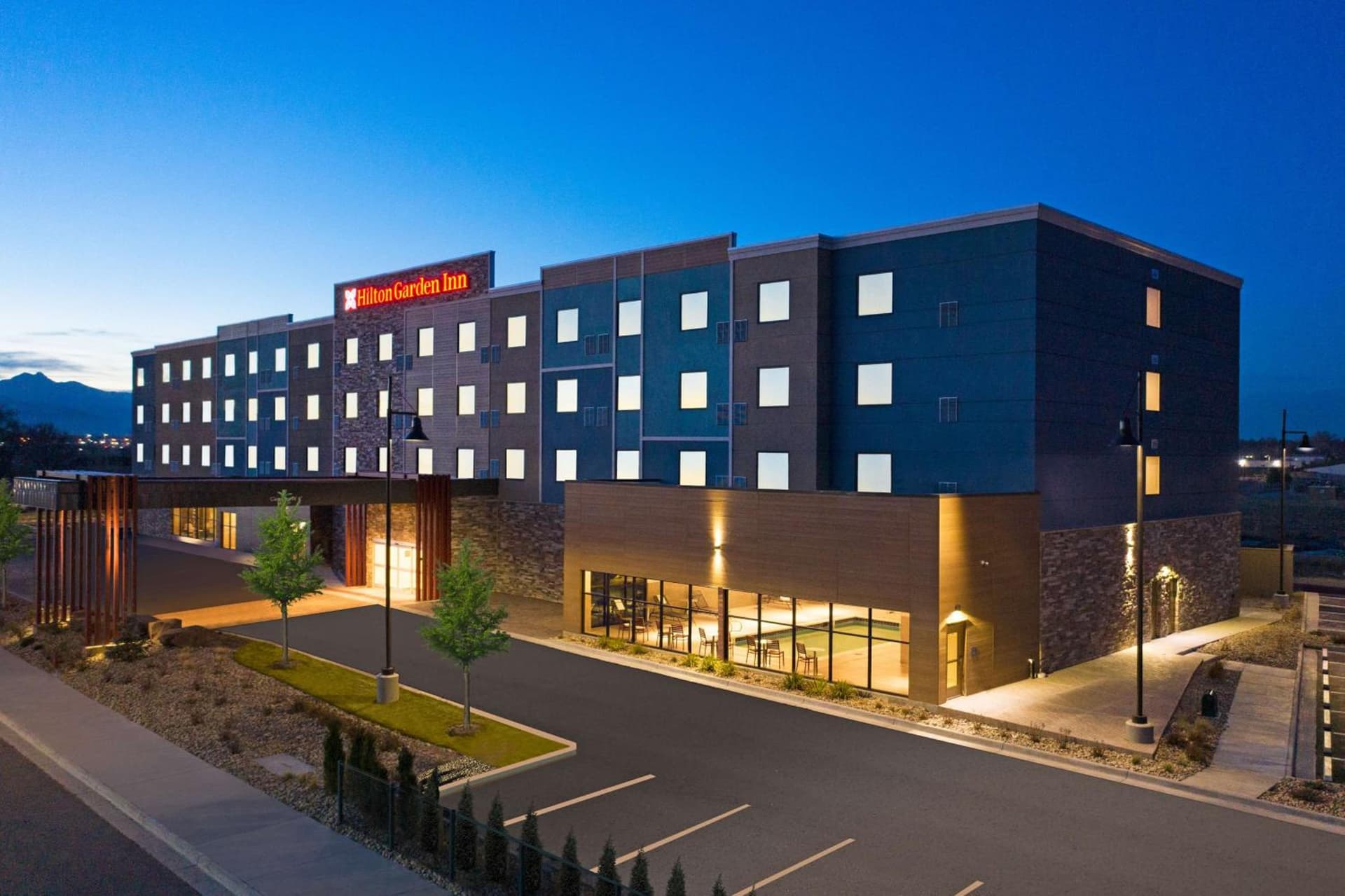 Hilton Garden Inn Longmont interior in Longmont, CO — gallery photo 2