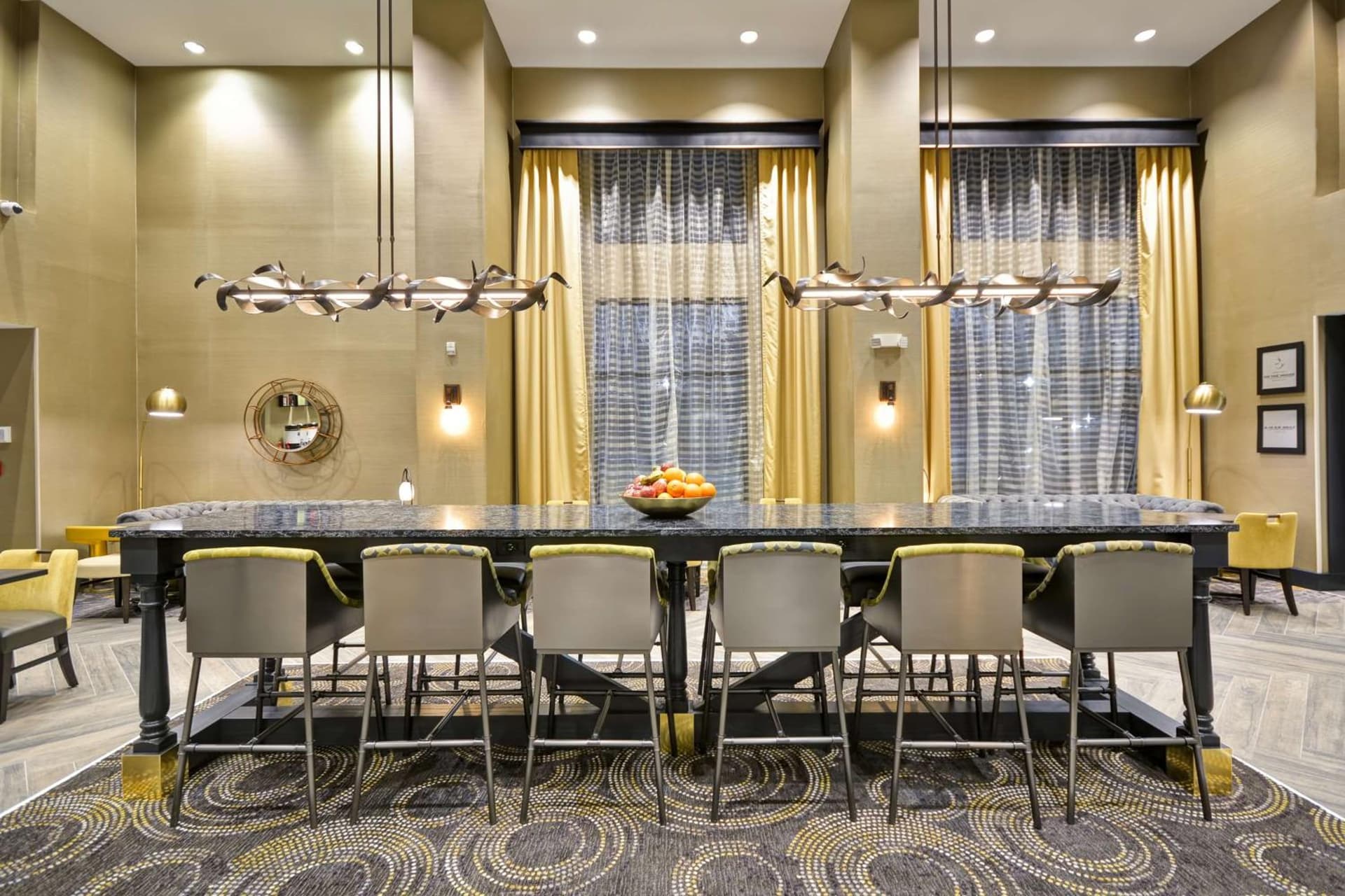 Hampton Inn & Suites Detroit/Warren gallery photo in Warren, MI — image 5