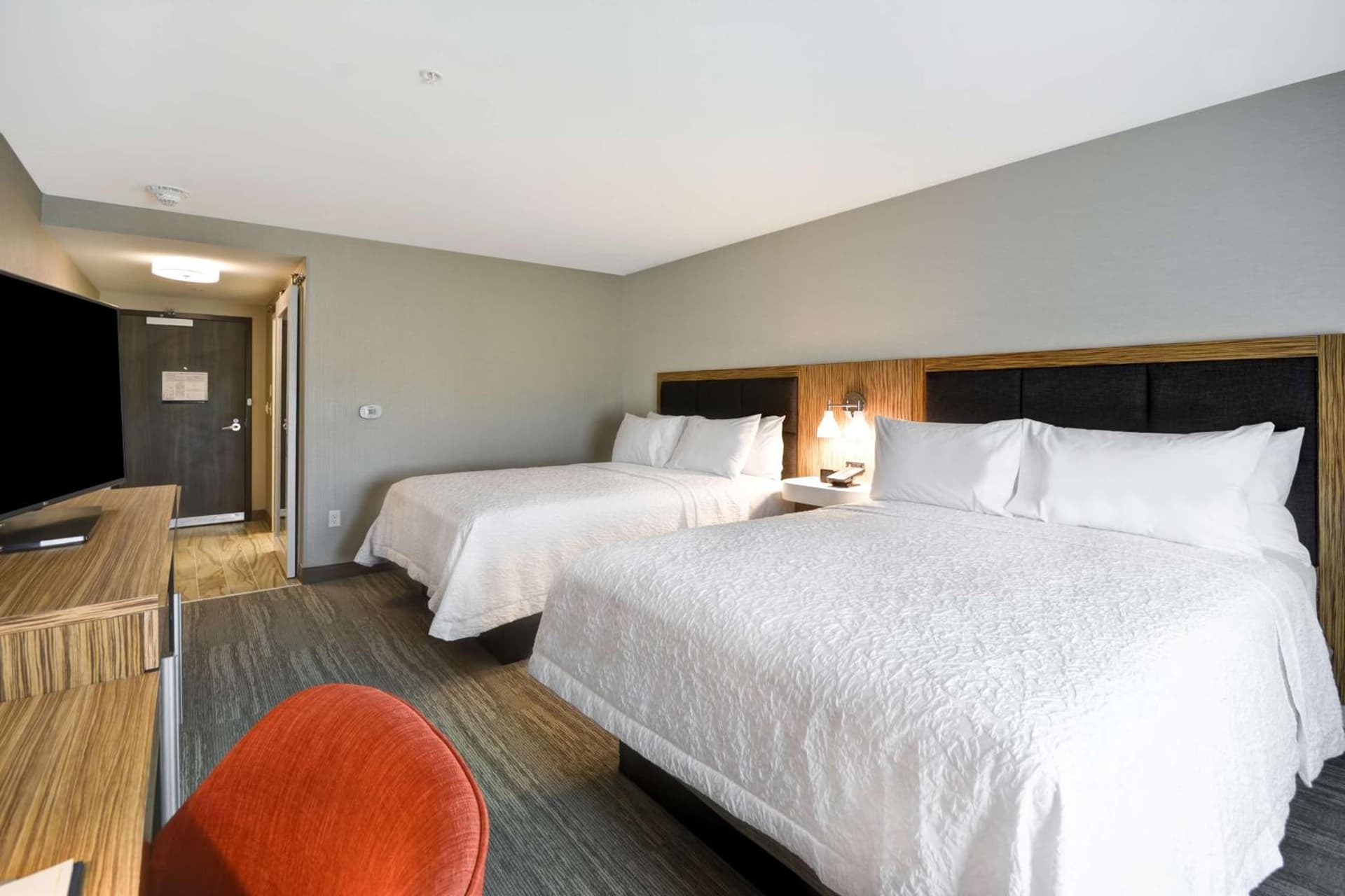 Hampton Inn & Suites Detroit/Warren gallery photo in Warren, MI — image 15