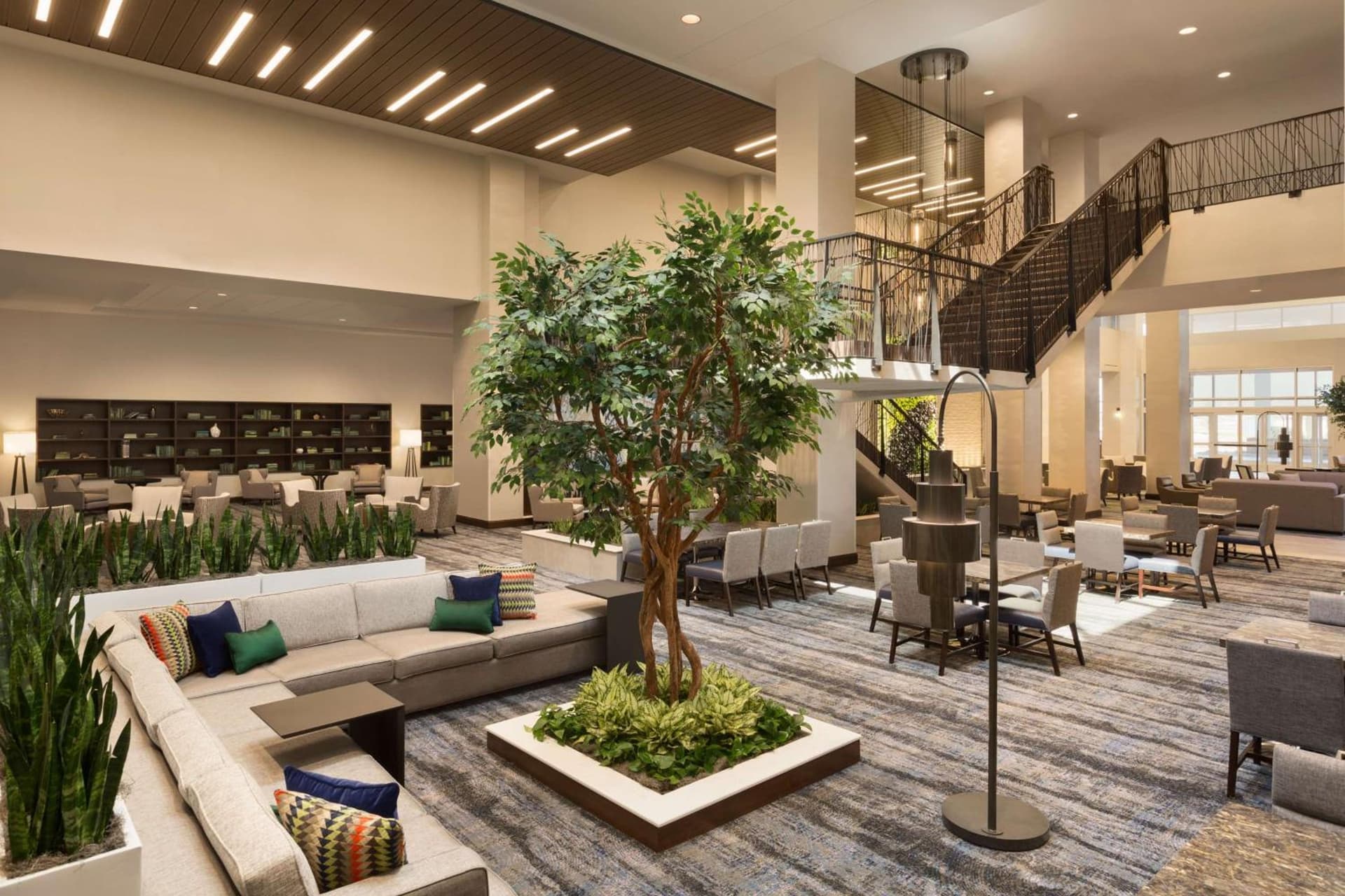 Embassy Suites By Hilton Denton Convention Center gallery photo in Denton, TX — image 37