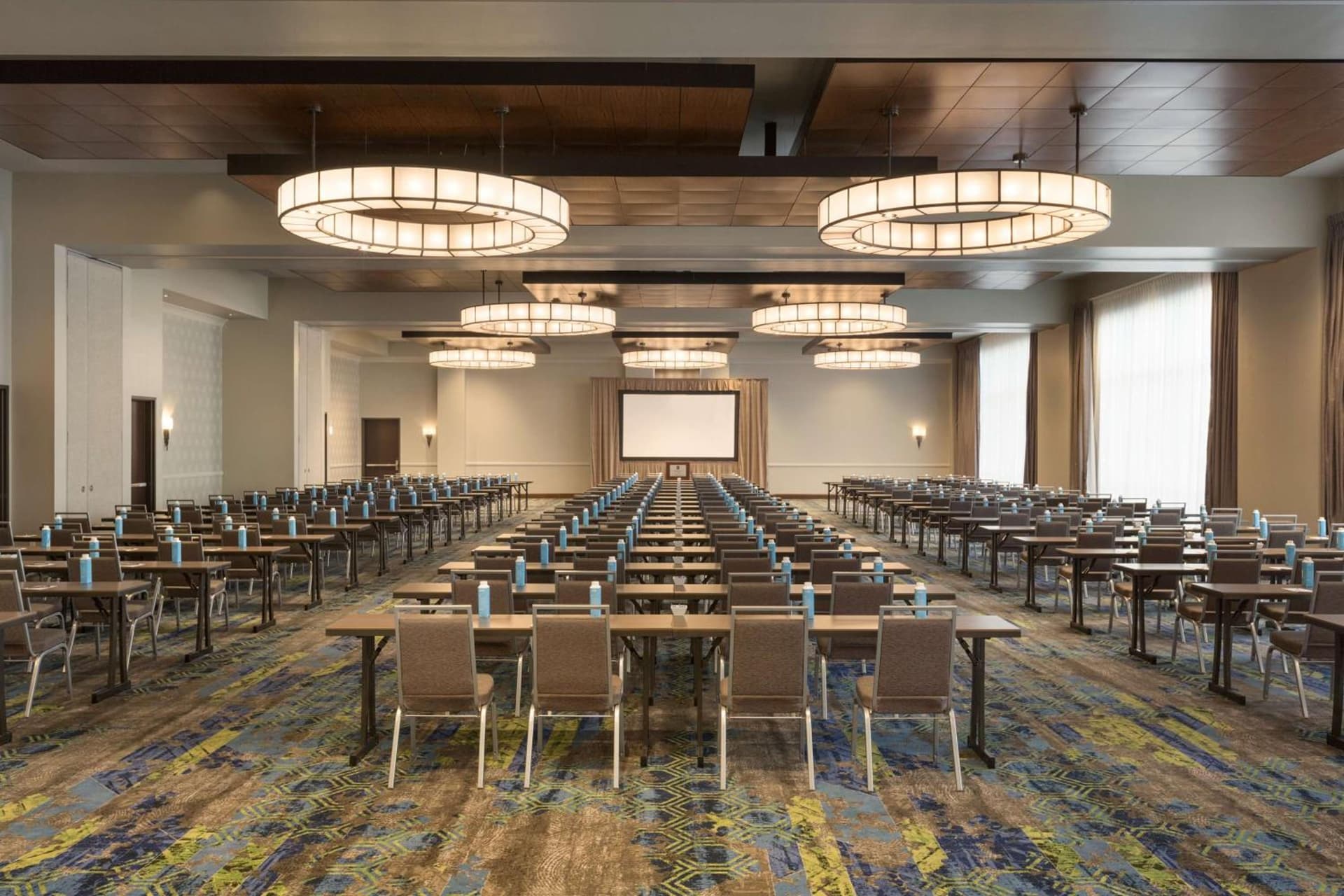 Embassy Suites By Hilton Denton Convention Center gallery photo in Denton, TX — image 42