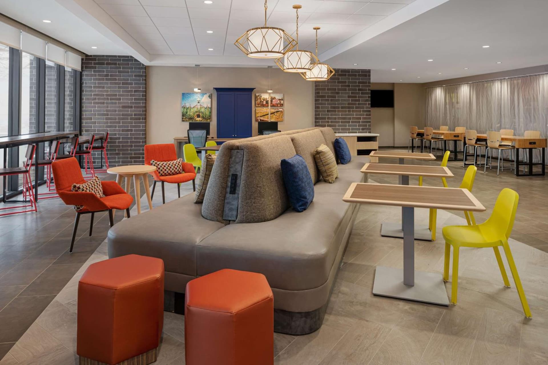Home2 Suites by Hilton Des Moines at Drake University gallery photo in Des Moines, IA — image 17