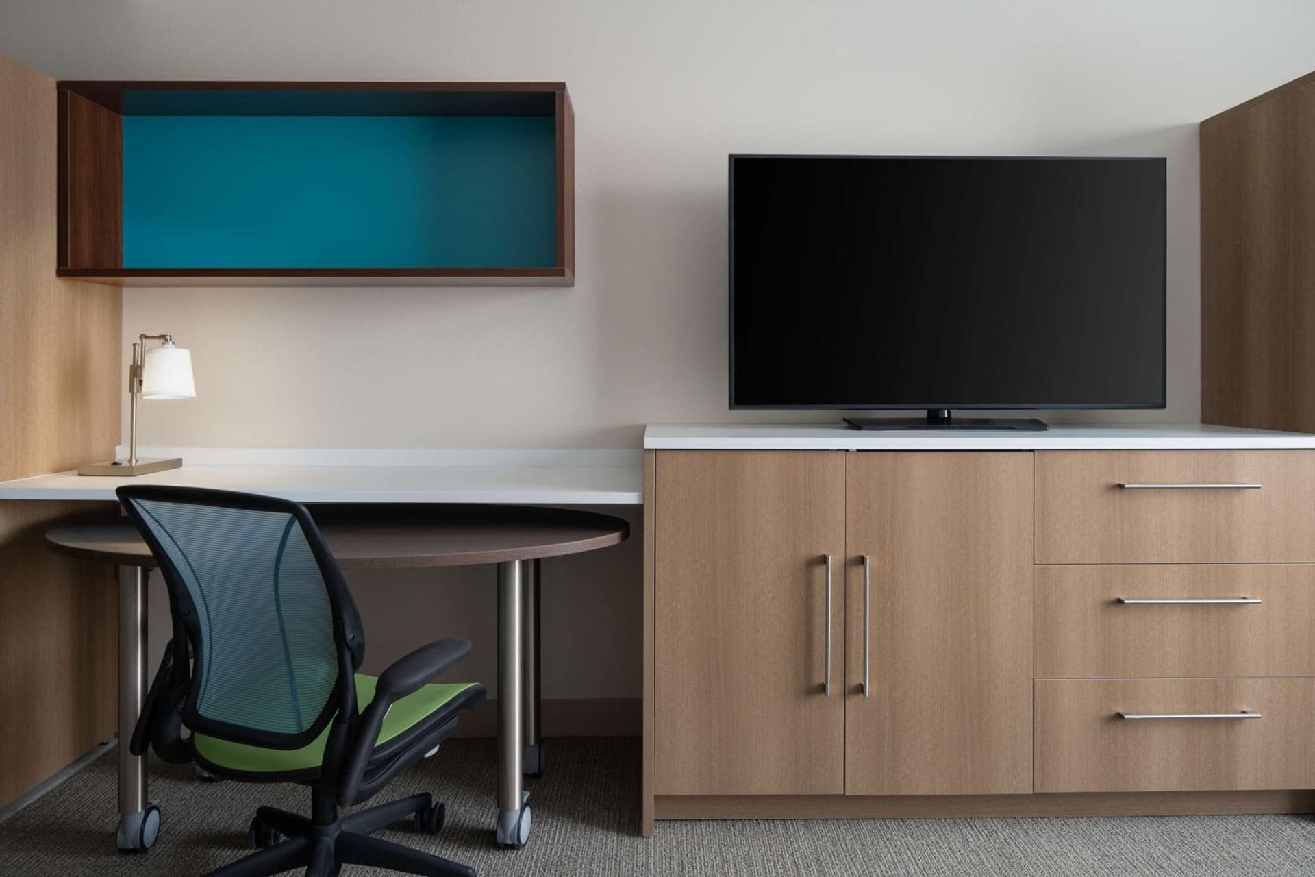 Home2 Suites by Hilton Des Moines at Drake University gallery photo in Des Moines, IA — image 9