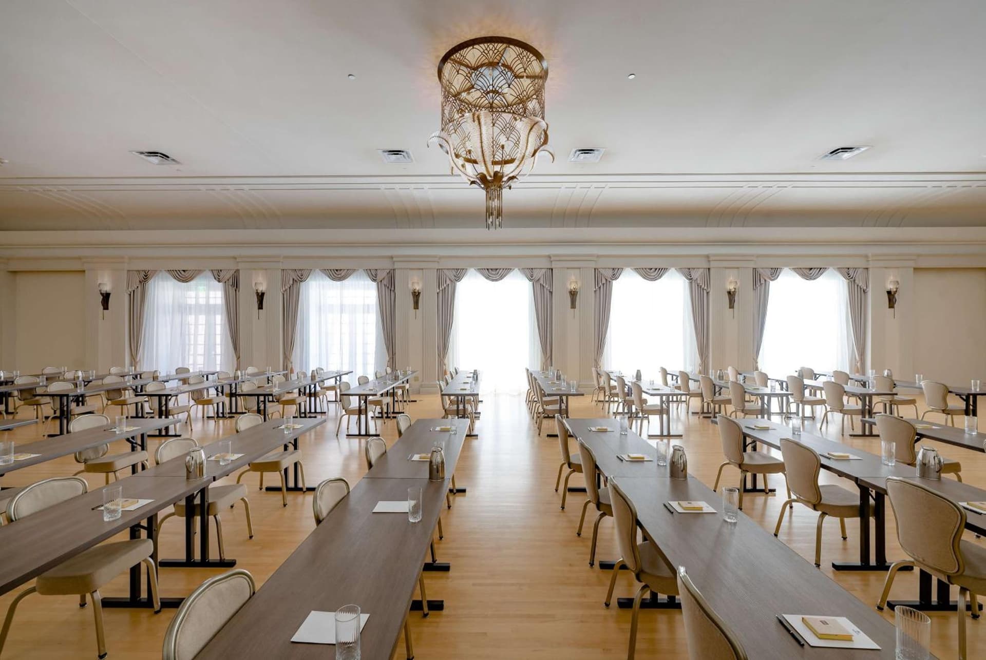 Hotel Fort Des Moines, Curio Collection By Hilton gallery photo in Des Moines, IA — image 112