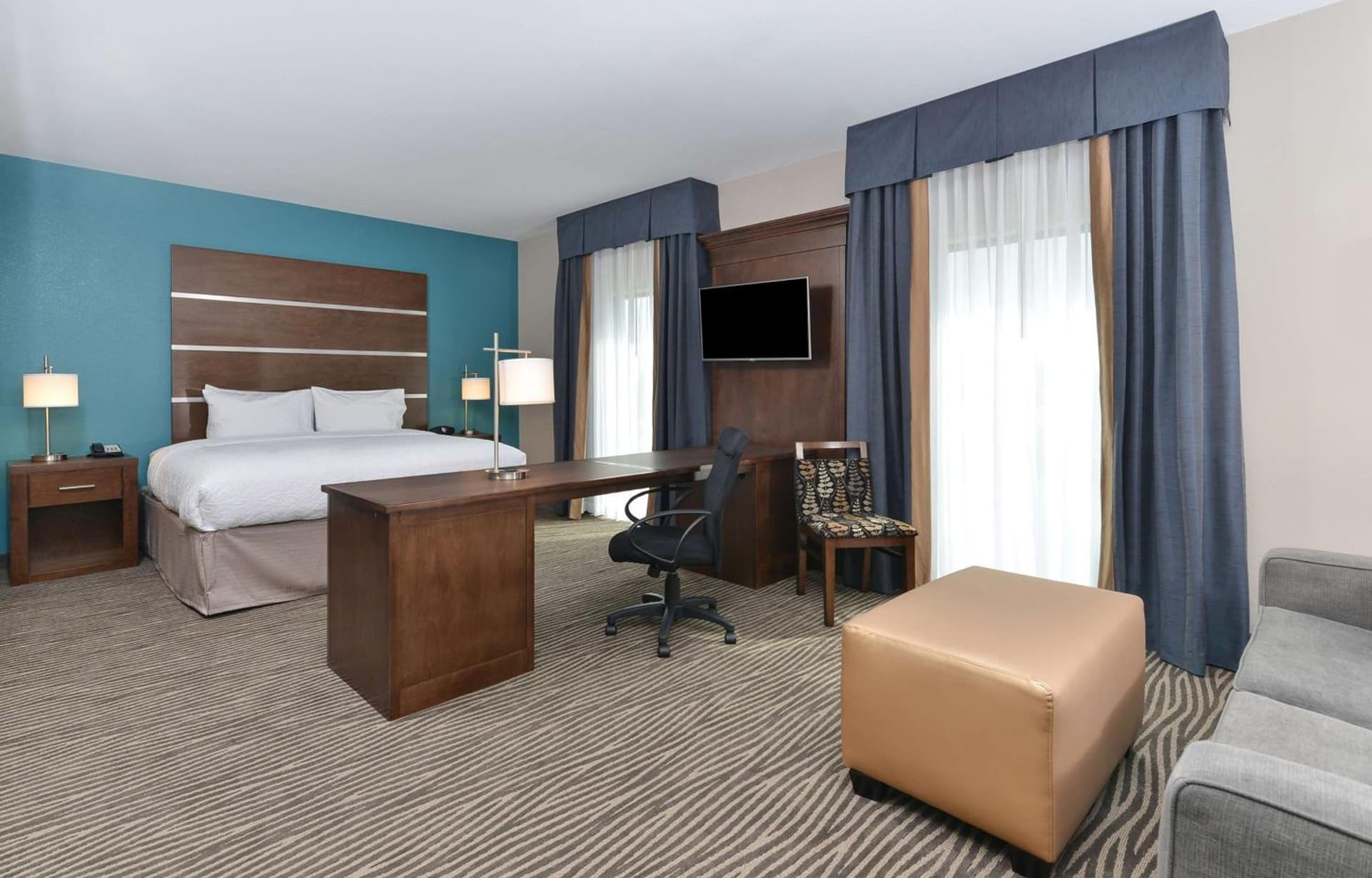 Hampton Inn & Suites Des Moines Downtown gallery photo in Des Moines, IA — image 36