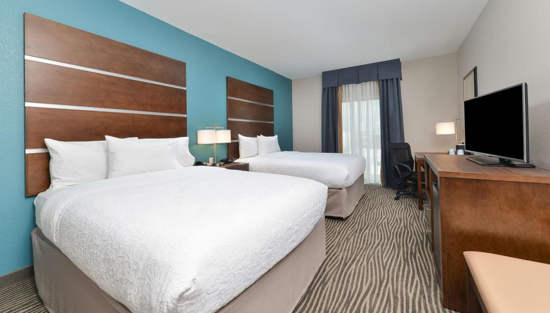 Hampton Inn & Suites Des Moines Downtown gallery photo in Des Moines, IA — image 39