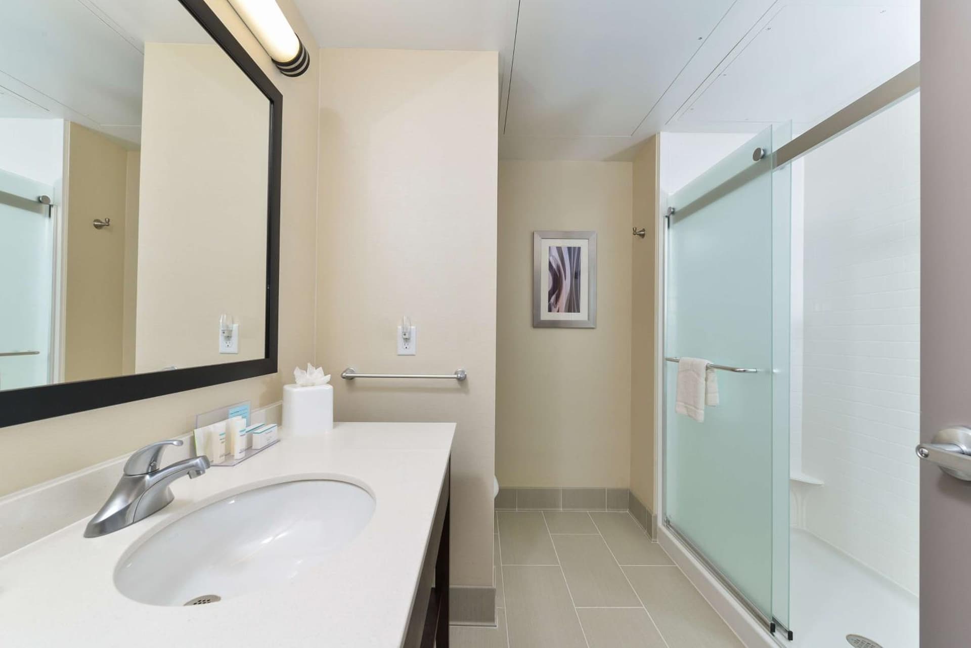 Hampton Inn & Suites Des Moines Downtown gallery photo in Des Moines, IA — image 42