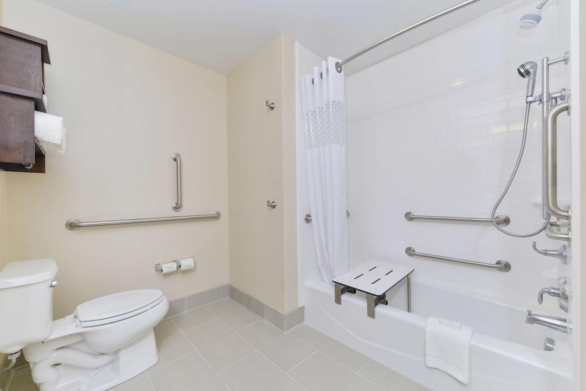 Hampton Inn & Suites Des Moines Downtown gallery photo in Des Moines, IA — image 29