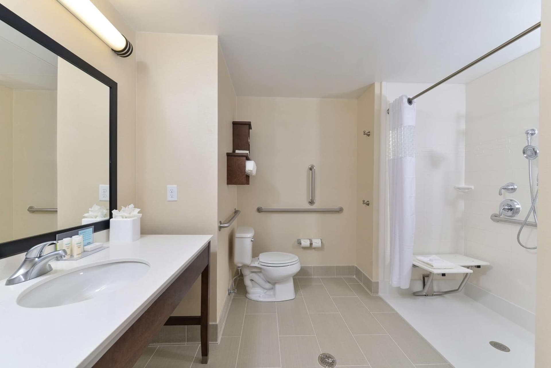 Hampton Inn & Suites Des Moines Downtown gallery photo in Des Moines, IA — image 8
