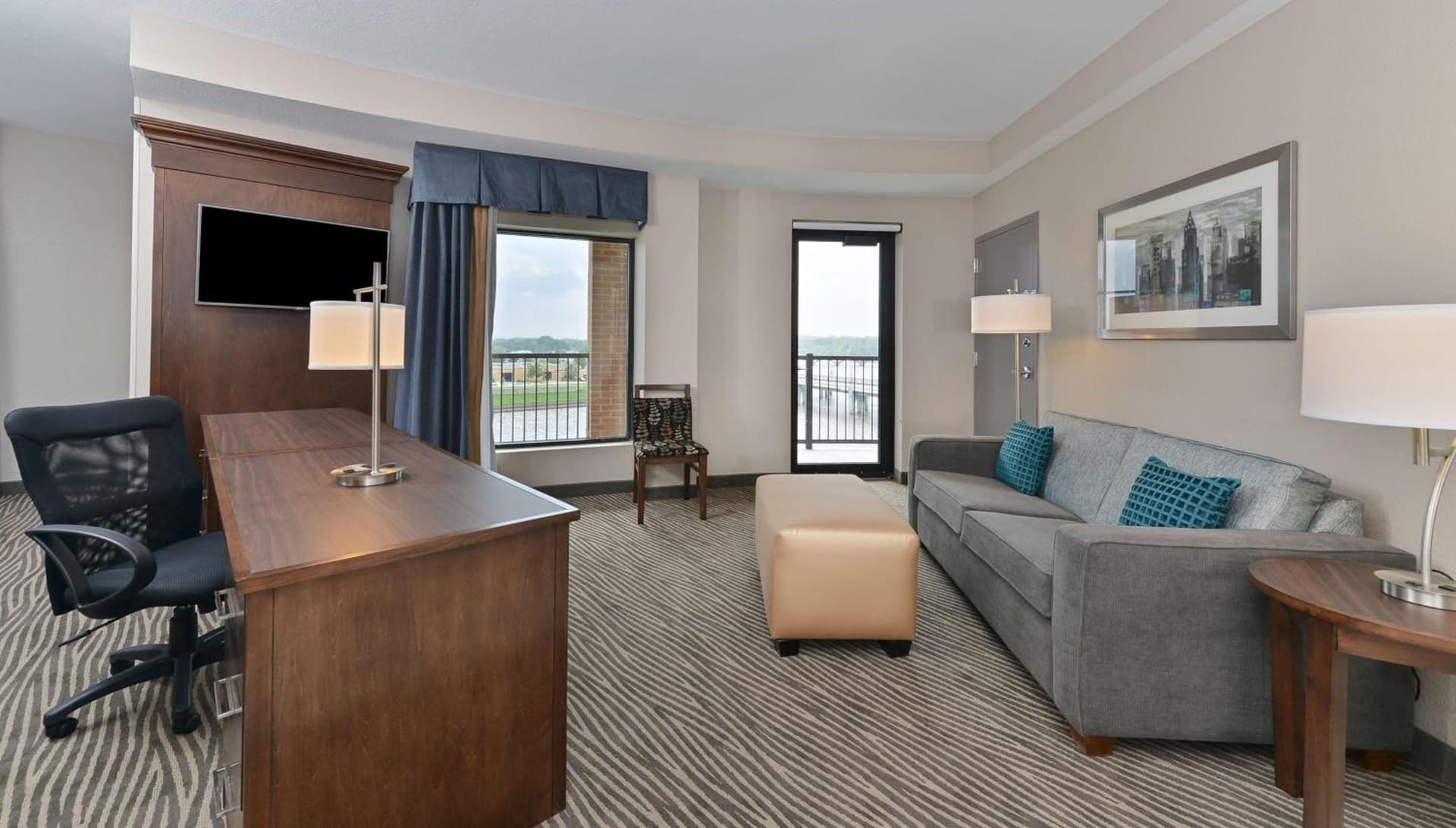Hampton Inn & Suites Des Moines Downtown gallery photo in Des Moines, IA — image 22