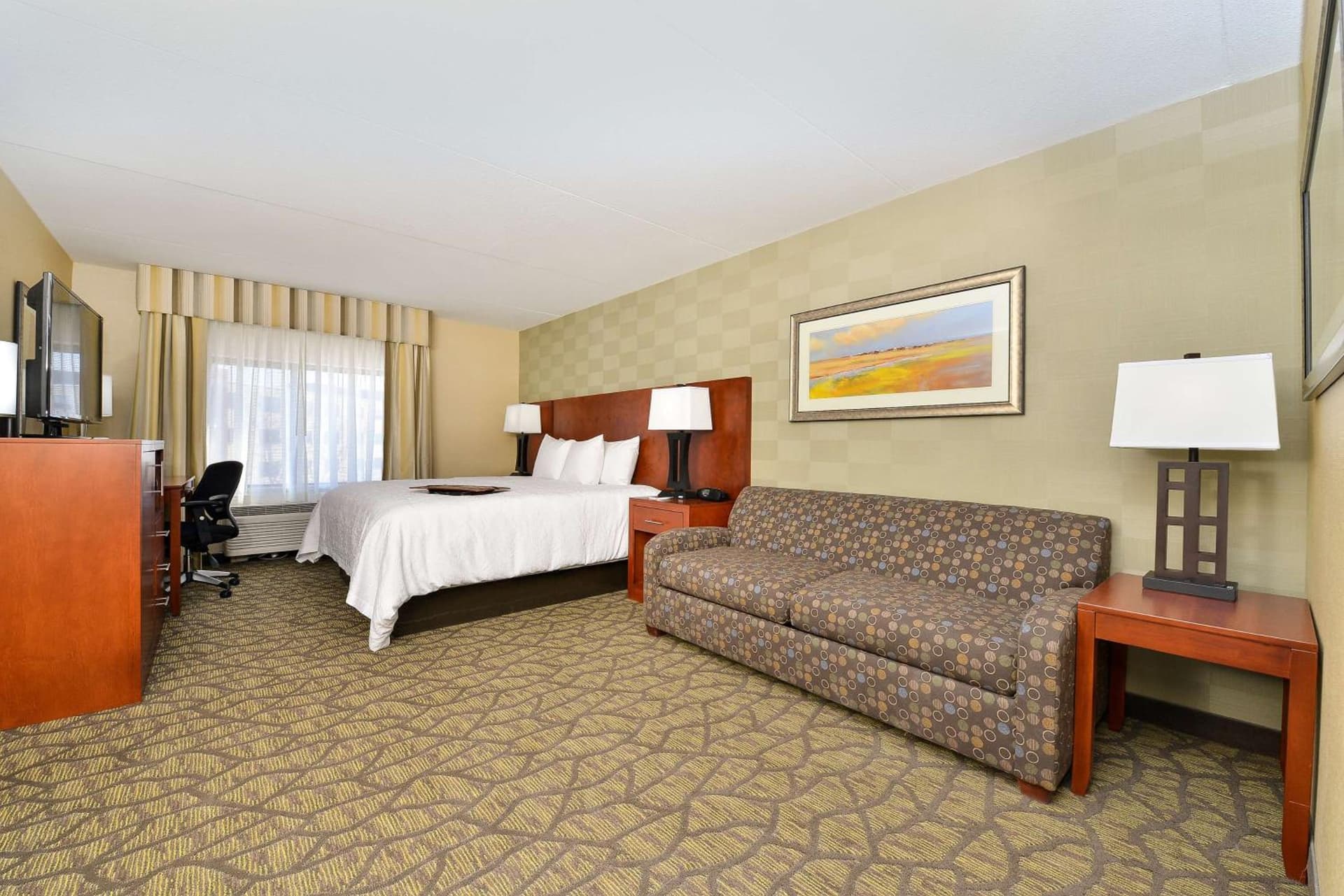 Hampton Inn Detroit/Auburn Hills South property views in Auburn Hills, MI — gallery photo 3