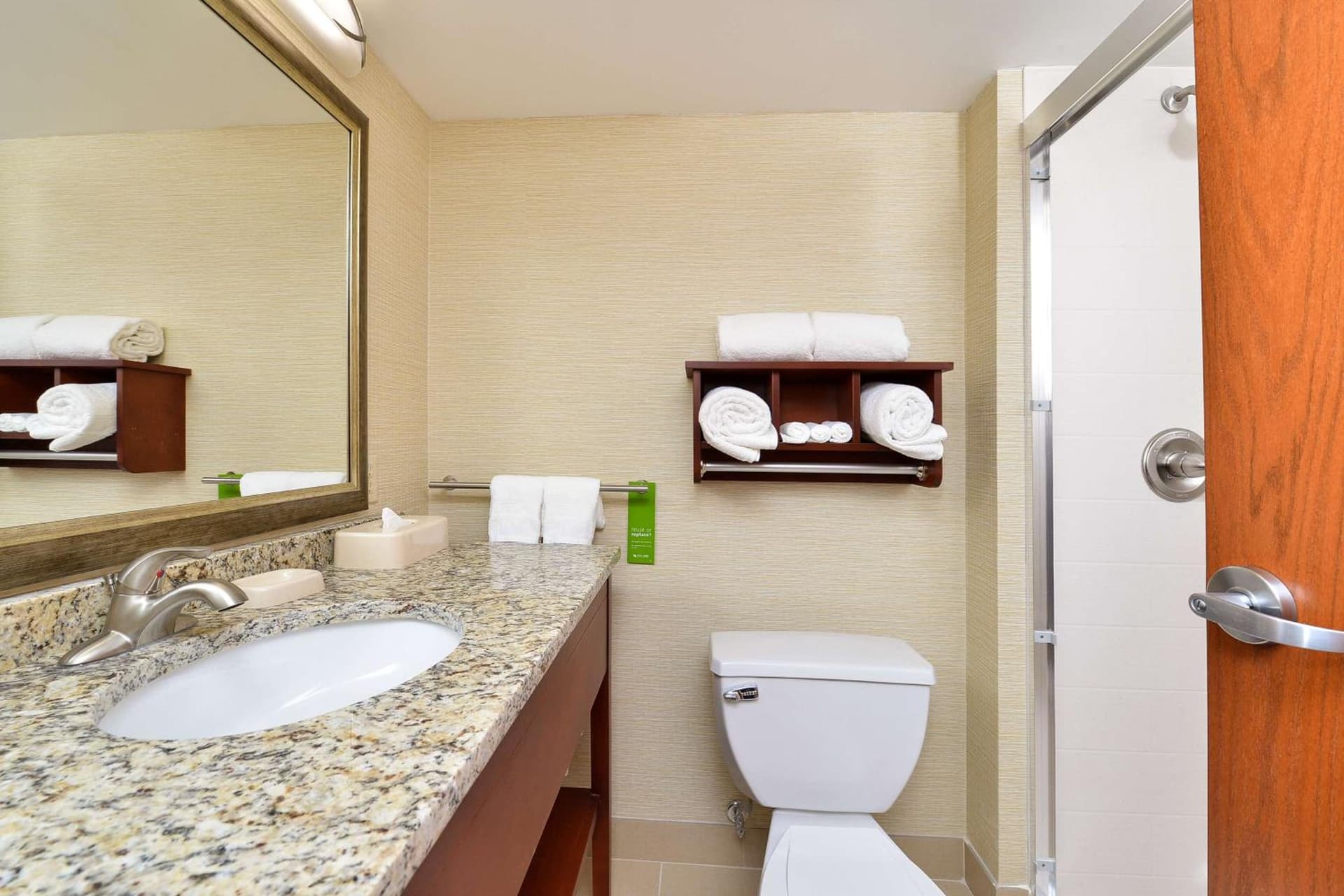 Hampton Inn Detroit/Auburn Hills South gallery photo in Auburn Hills, MI — image 8