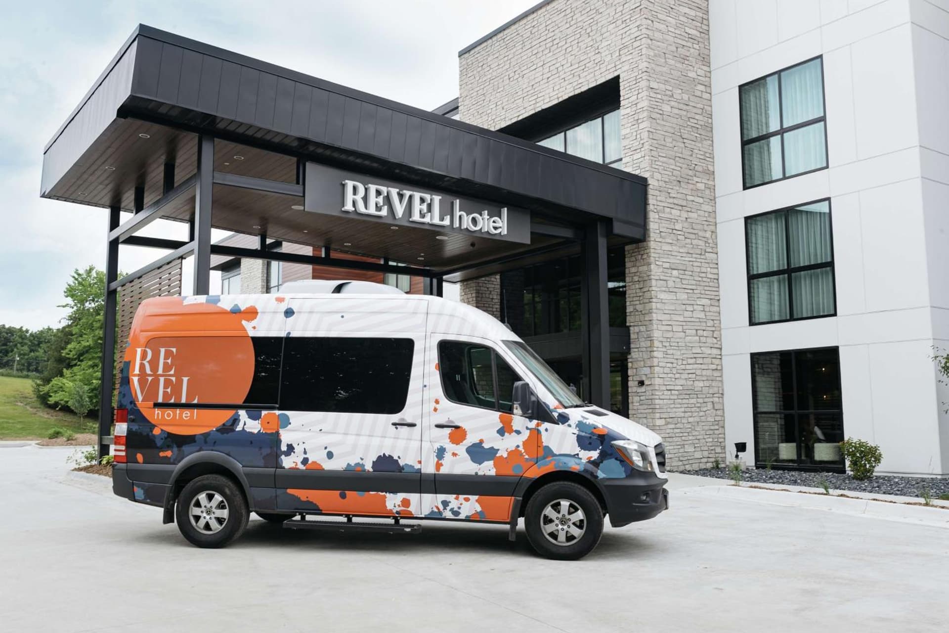 Revel Hotel, Tapestry Collection By Hilton gallery photo in Urbandale, IA — image 9