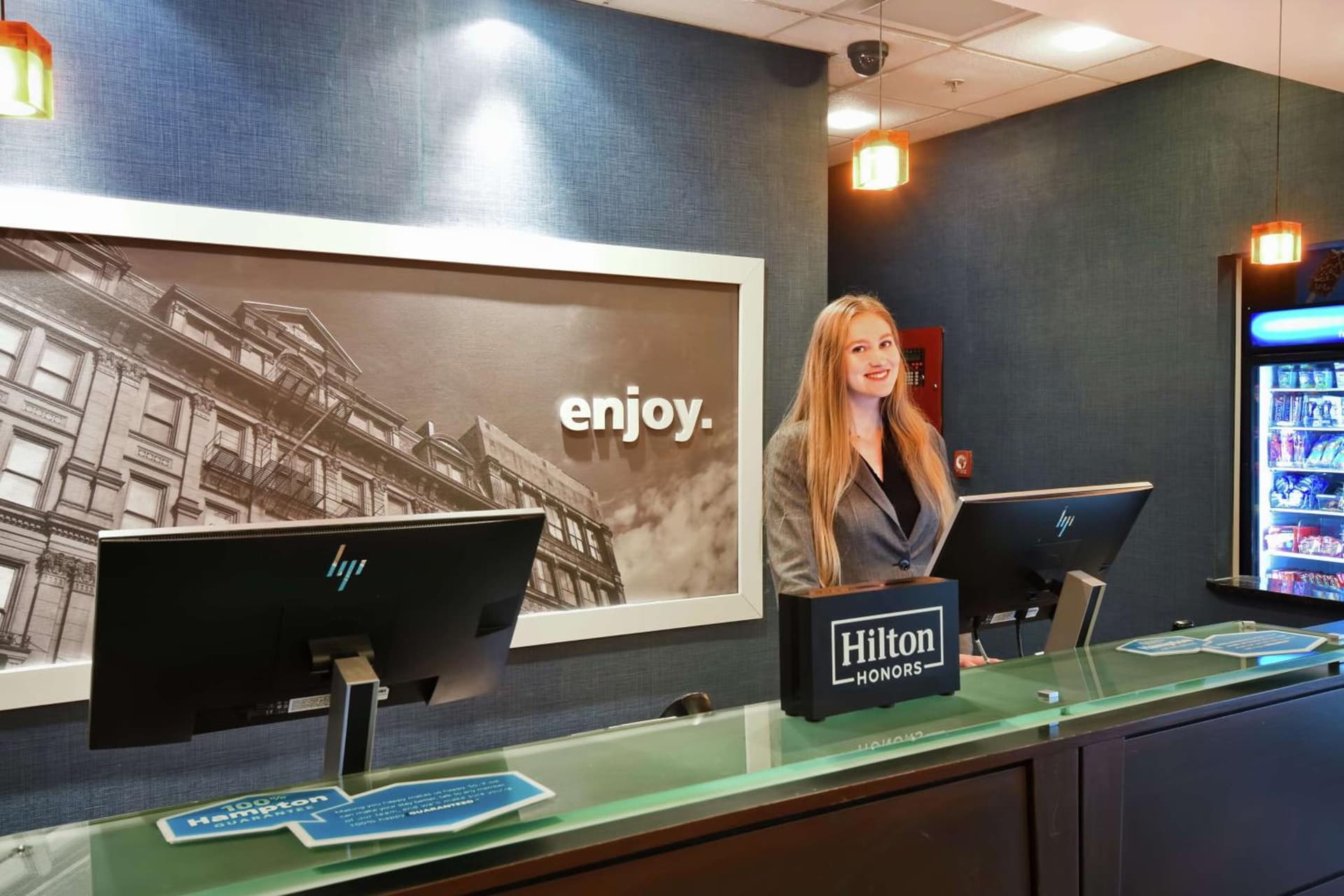 Hampton Inn & Suites Detroit-Canton gallery photo in Canton — image 40