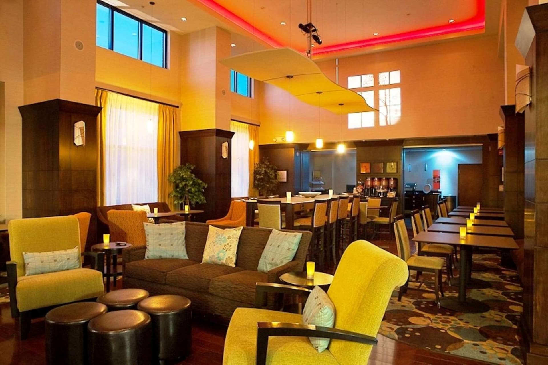 Hampton Inn & Suites Detroit-Canton gallery photo in Canton — image 54
