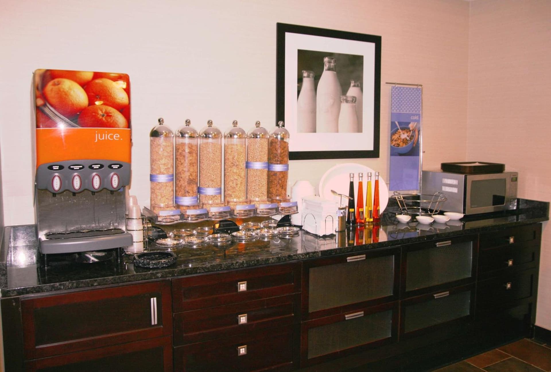 Hampton Inn & Suites Detroit-Canton gallery photo in Canton — image 66