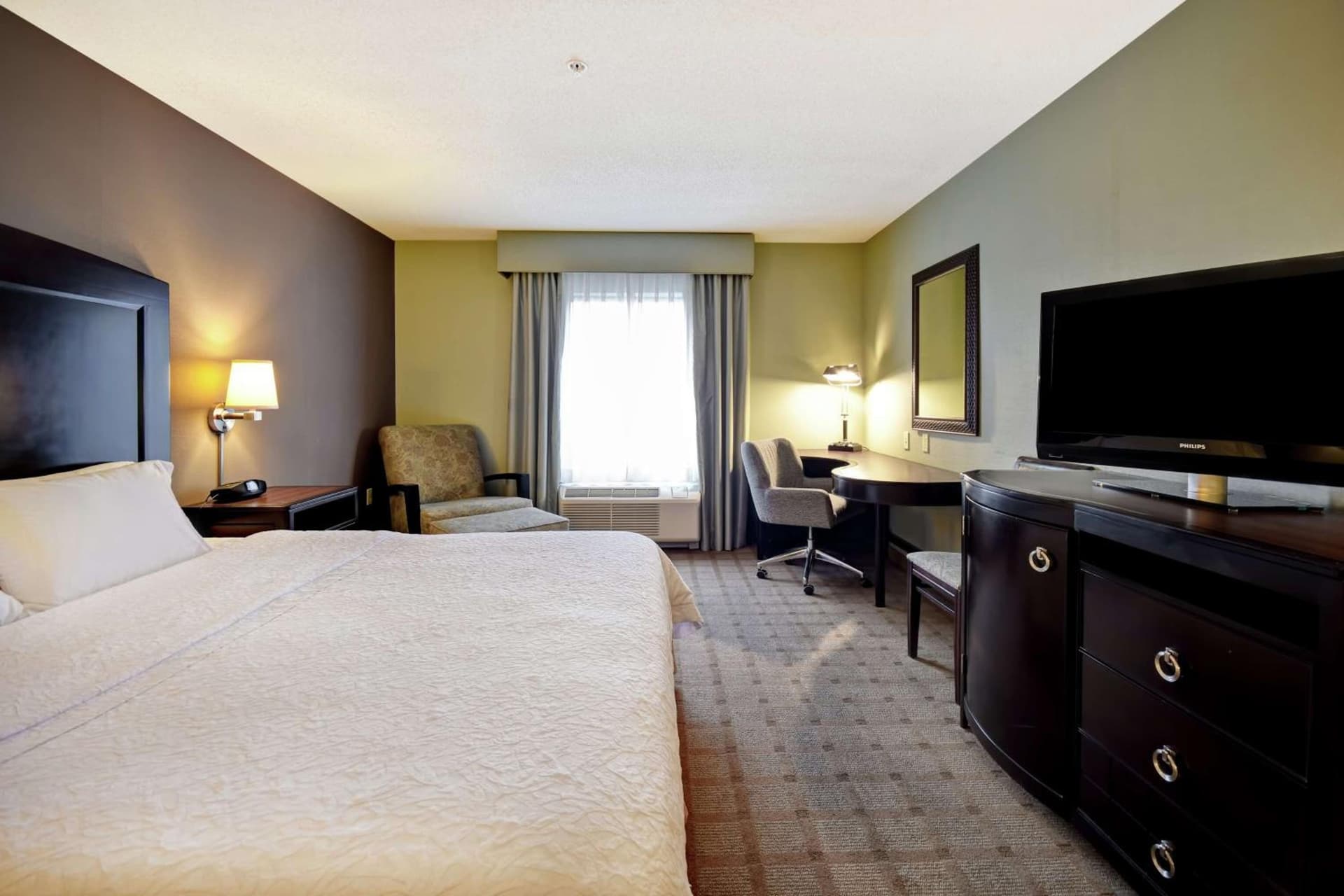 Hampton Inn & Suites Detroit-Canton gallery photo in Canton — image 76