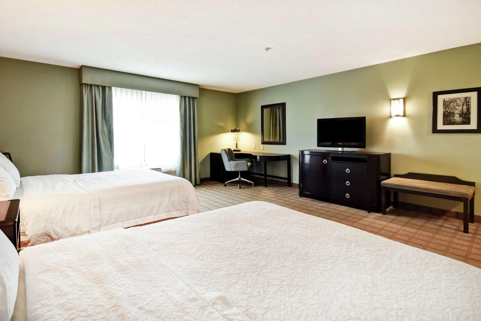 Hampton Inn & Suites Detroit-Canton gallery photo in Canton — image 71