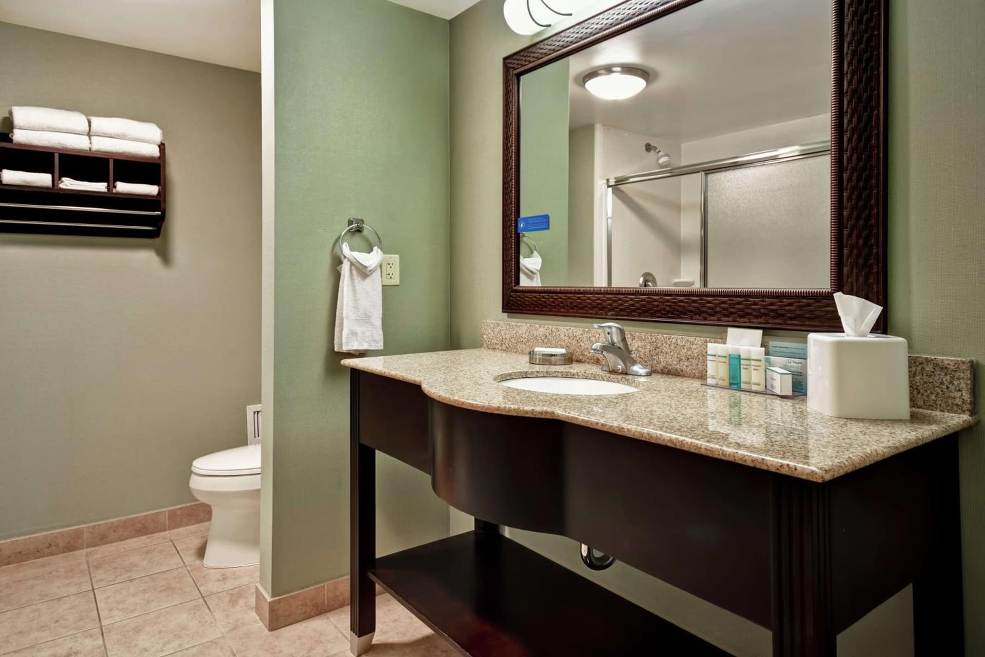 Hampton Inn & Suites Detroit-Canton gallery photo in Canton — image 78