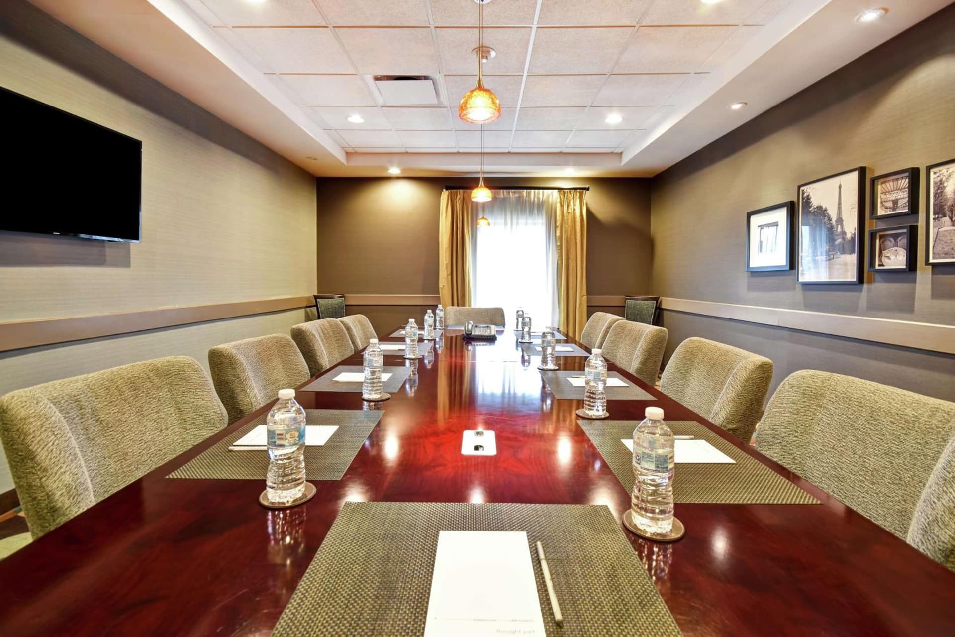 Hampton Inn & Suites Detroit-Canton gallery photo in Canton — image 48