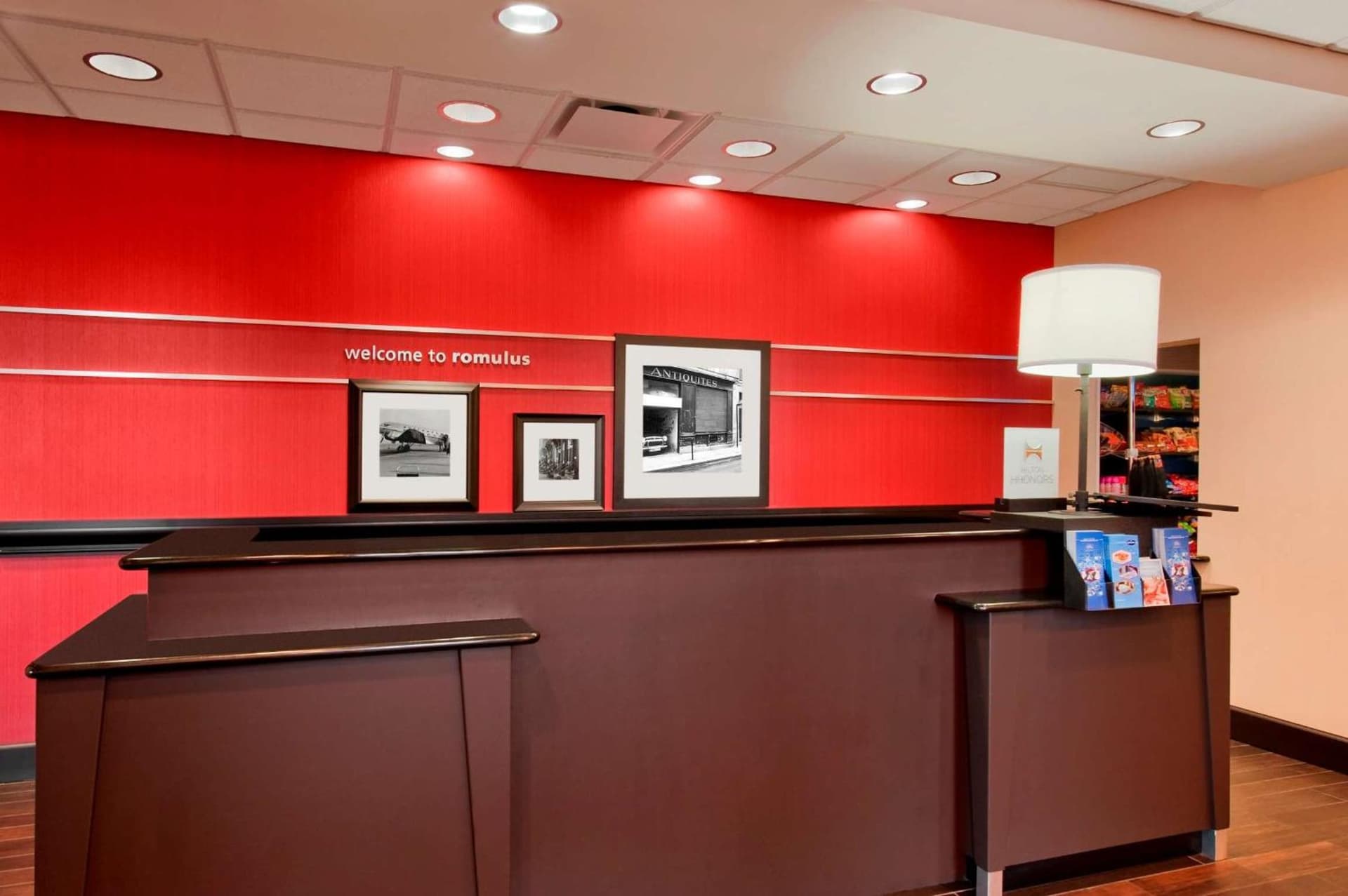 Hampton Inn & Suites Detroit/Airport Romulus property views in Romulus, MI — gallery photo 3