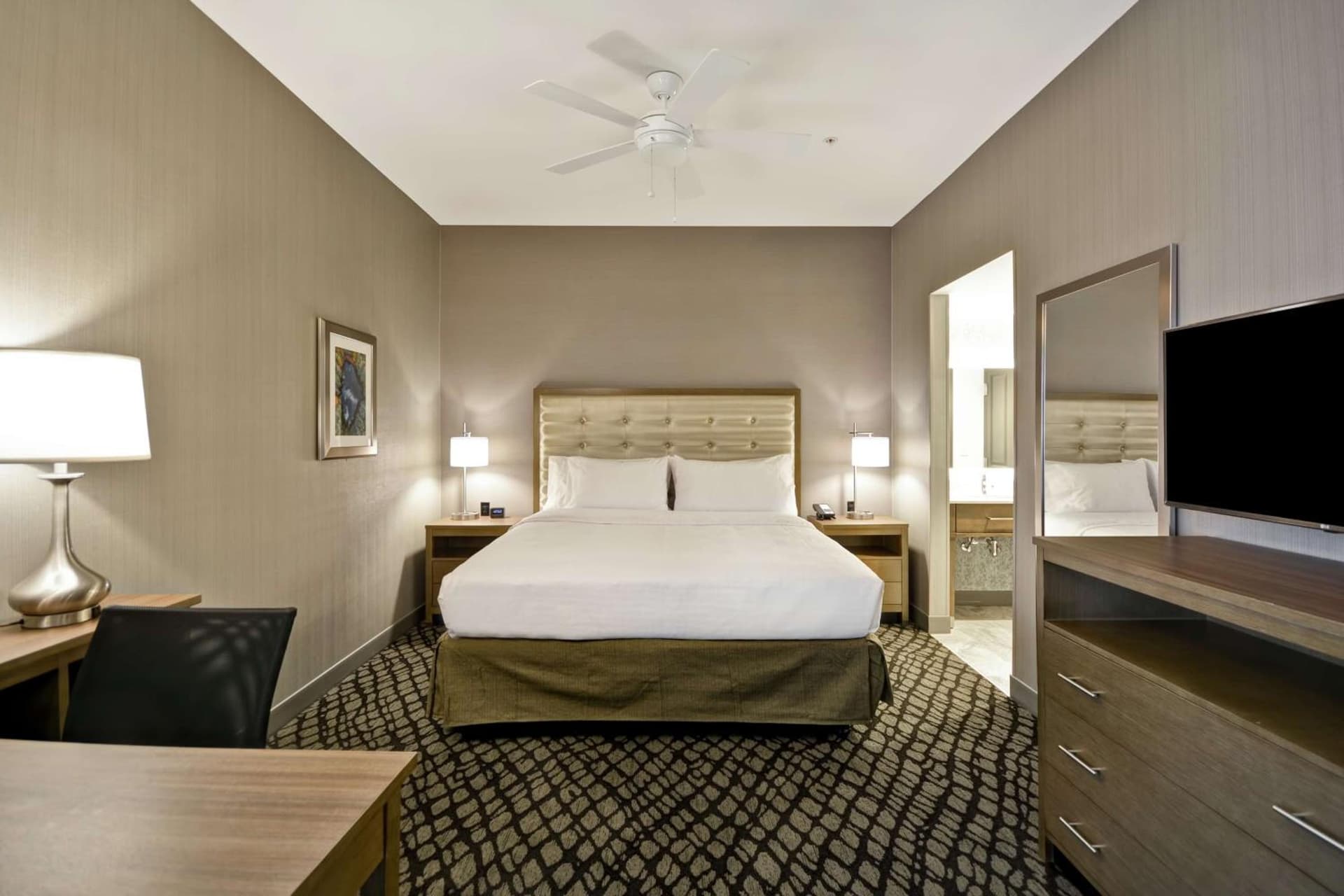 Homewood Suites By Hilton Warren Detroit gallery photo in Warren, MI — image 55