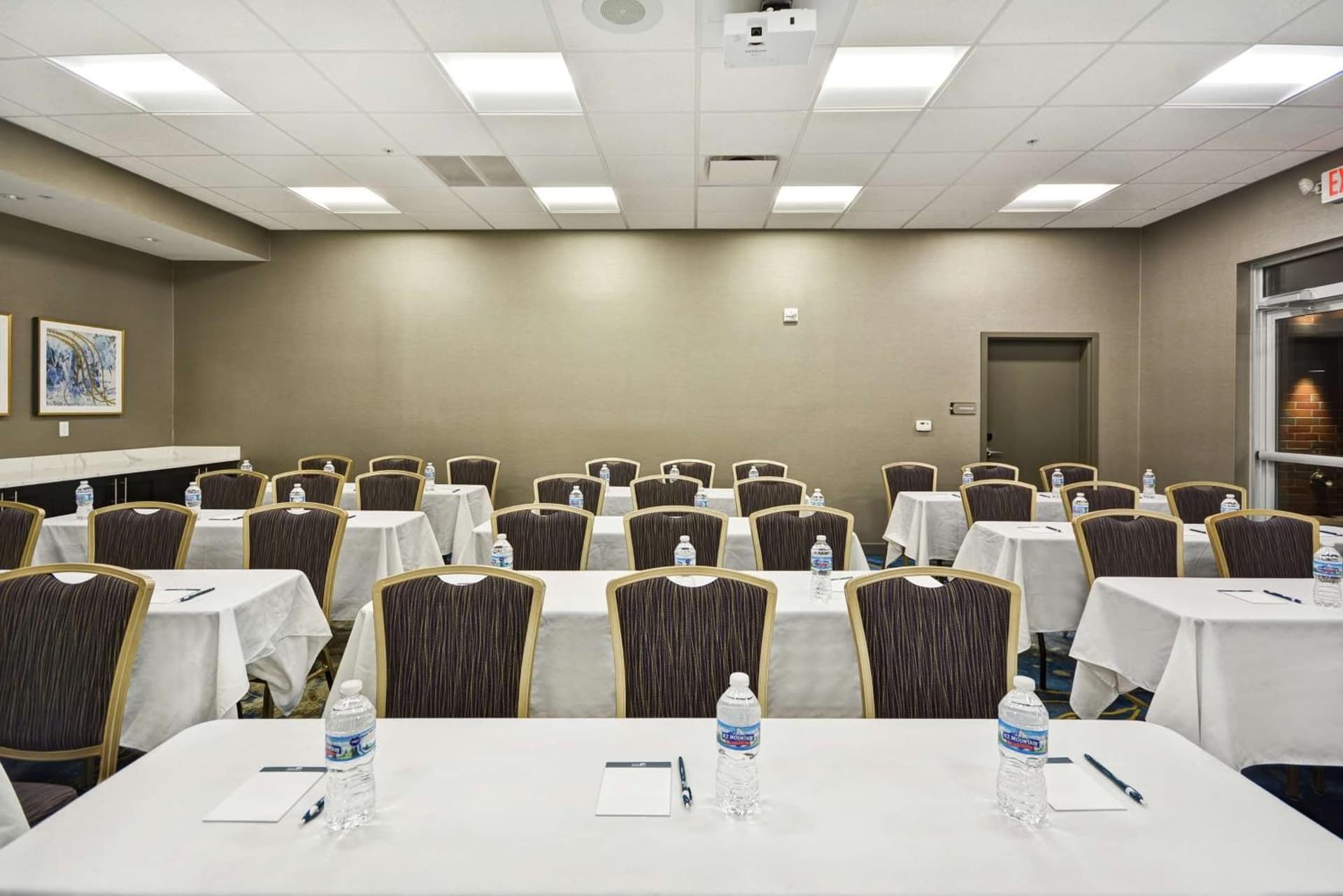 Homewood Suites By Hilton Warren Detroit gallery photo in Warren, MI — image 21
