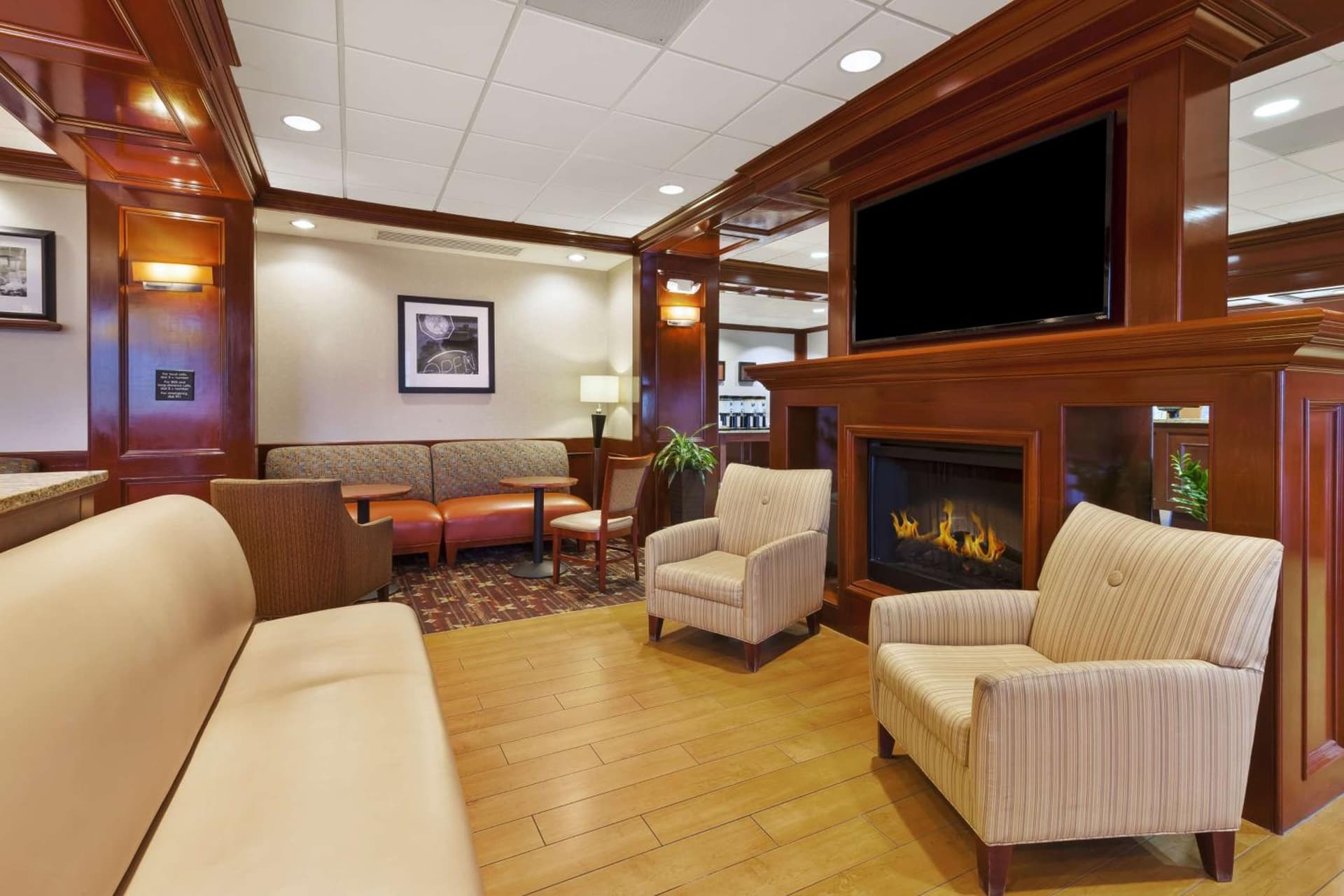 Hampton Inn Detroit/Southgate gallery photo in Southgate, MI — image 16