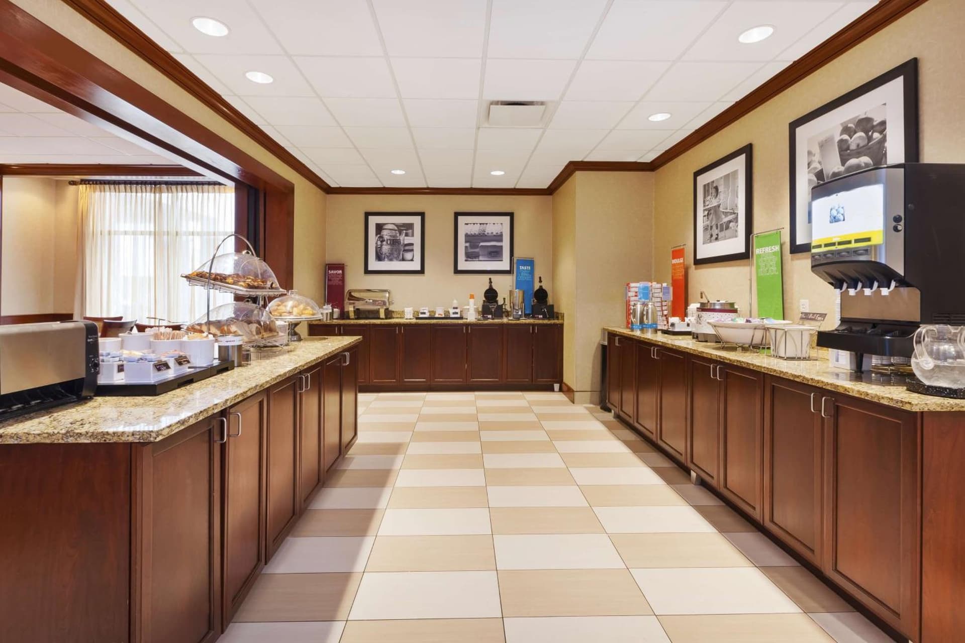 Hampton Inn Detroit/Southgate gallery photo in Southgate, MI — image 20