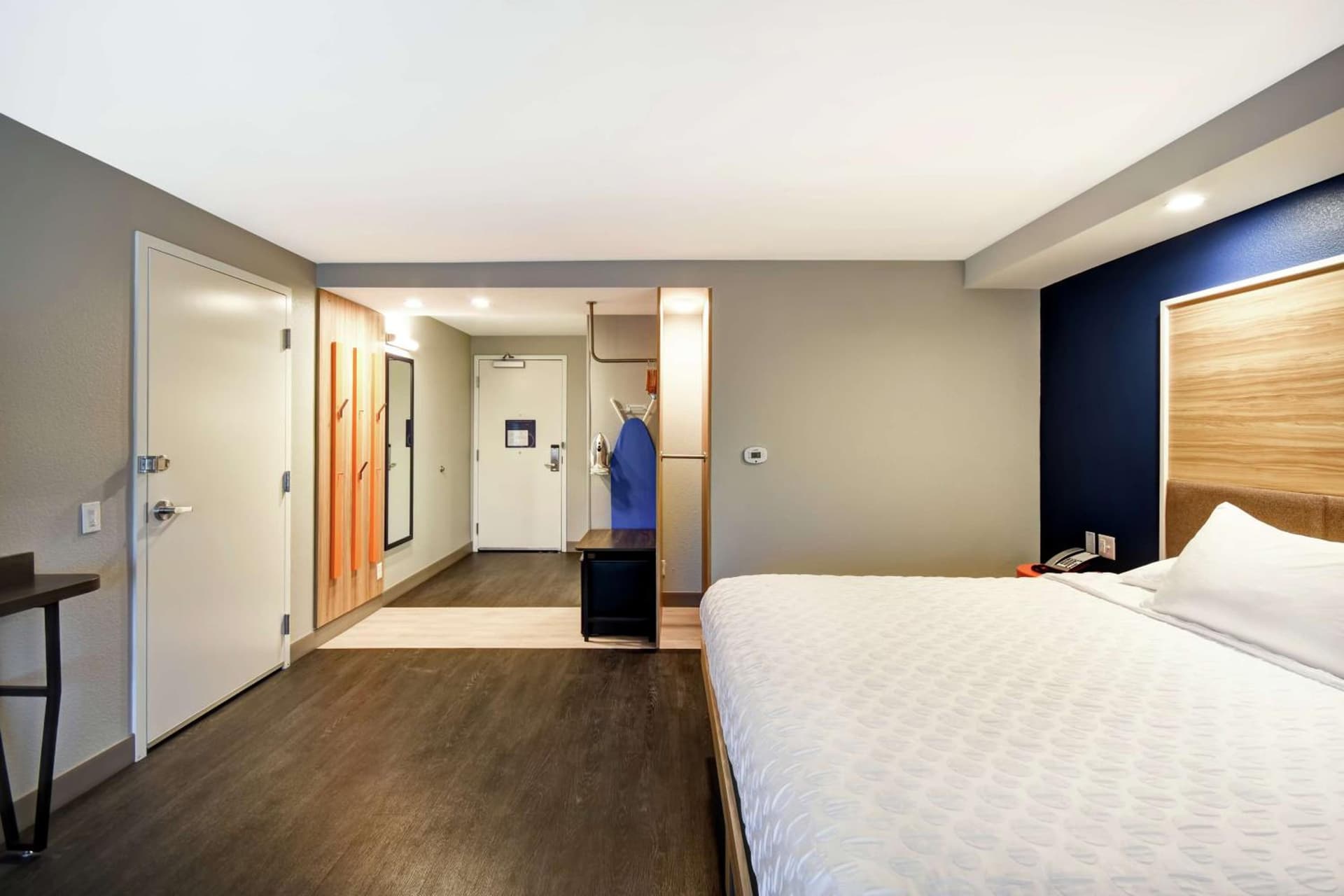Tru By Hilton Sterling Heights Detroit gallery photo in Sterling Heights, MI — image 19