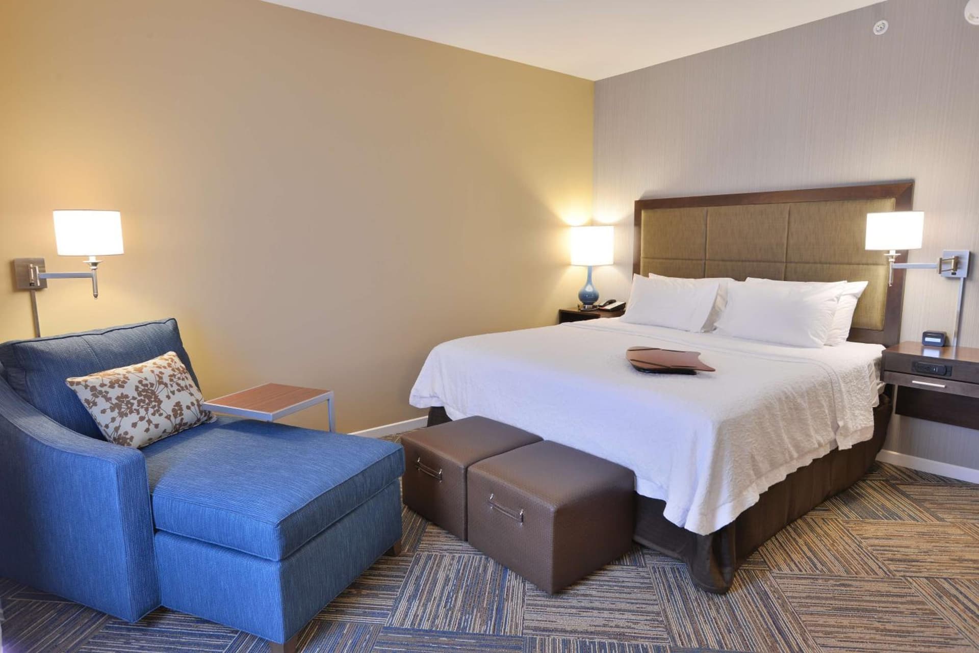 Hampton Inn & Suites Chippewa Falls gallery photo in Chippewa Falls, WI — image 22